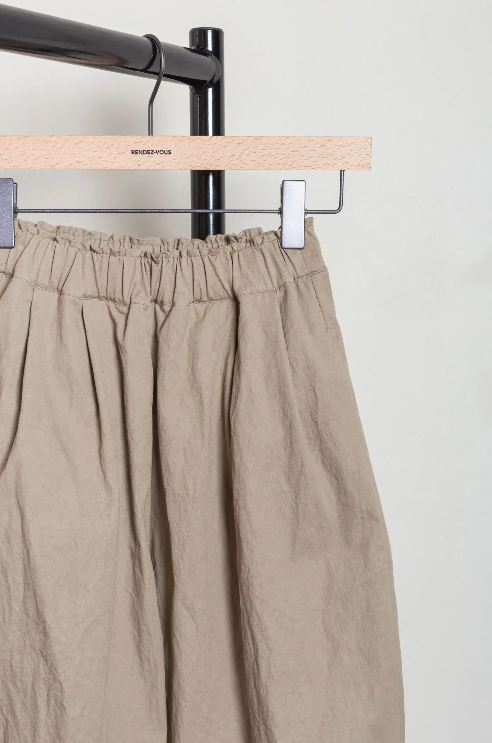 Eleph - LUCE EASY TROUSER C9010208 - KHAKI