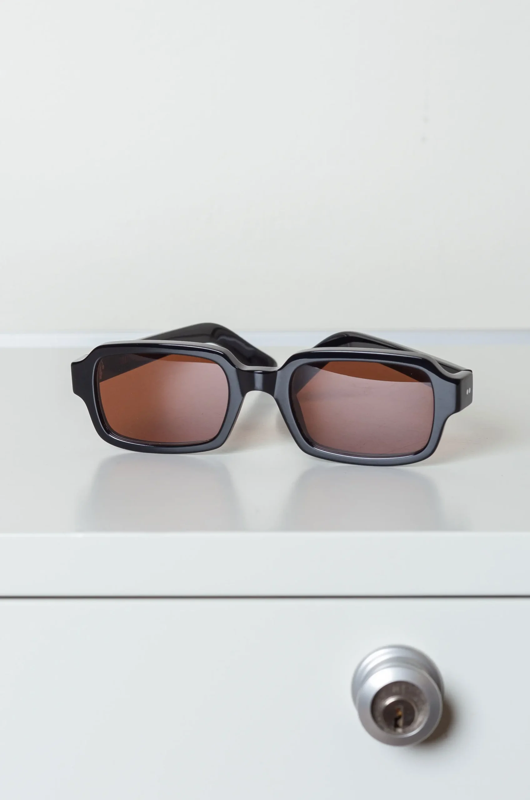 YouMustCreate - Kitano Sunglasses - Black