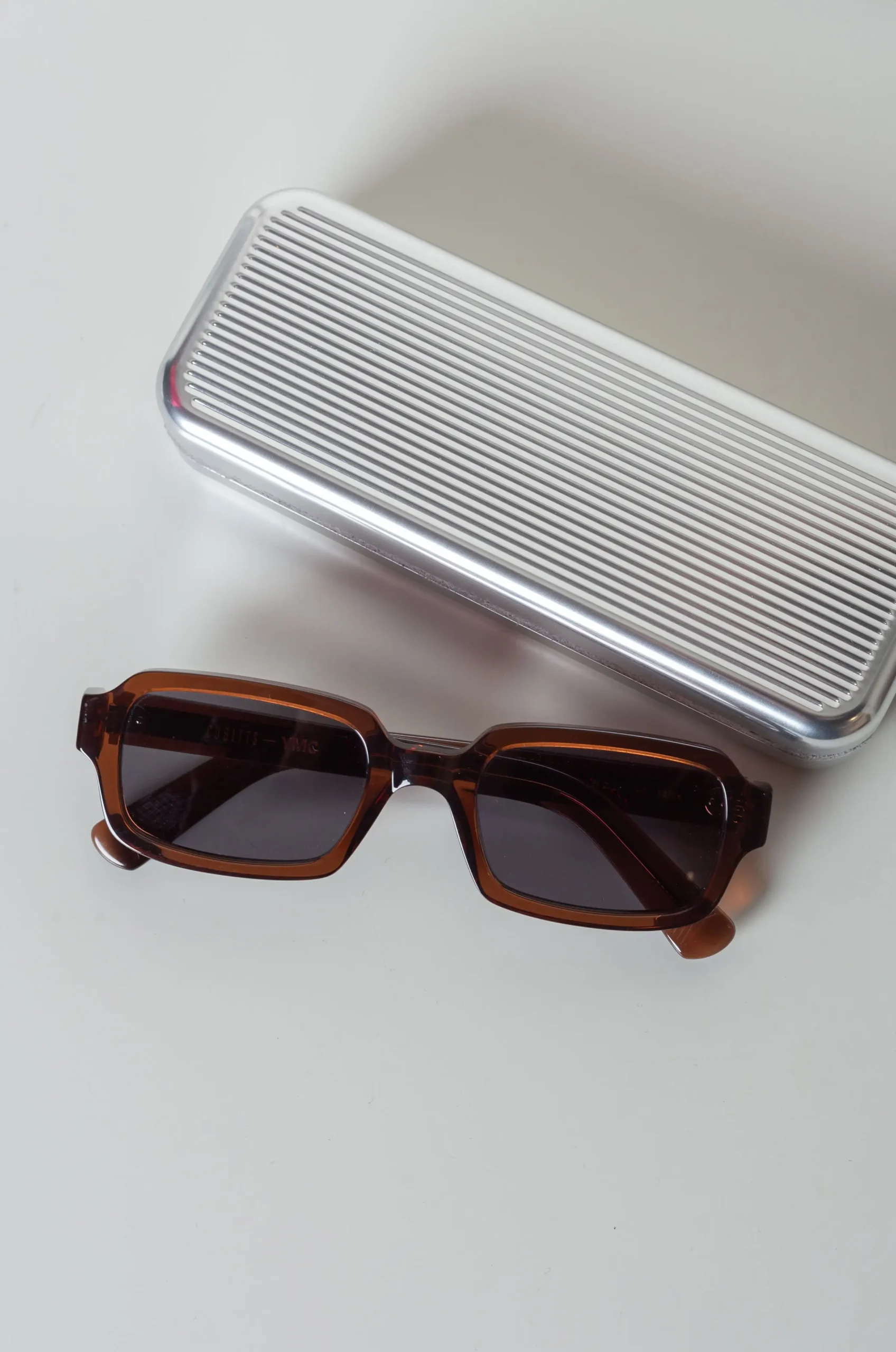YouMustCreate - Kitano Sunglasses - Amber