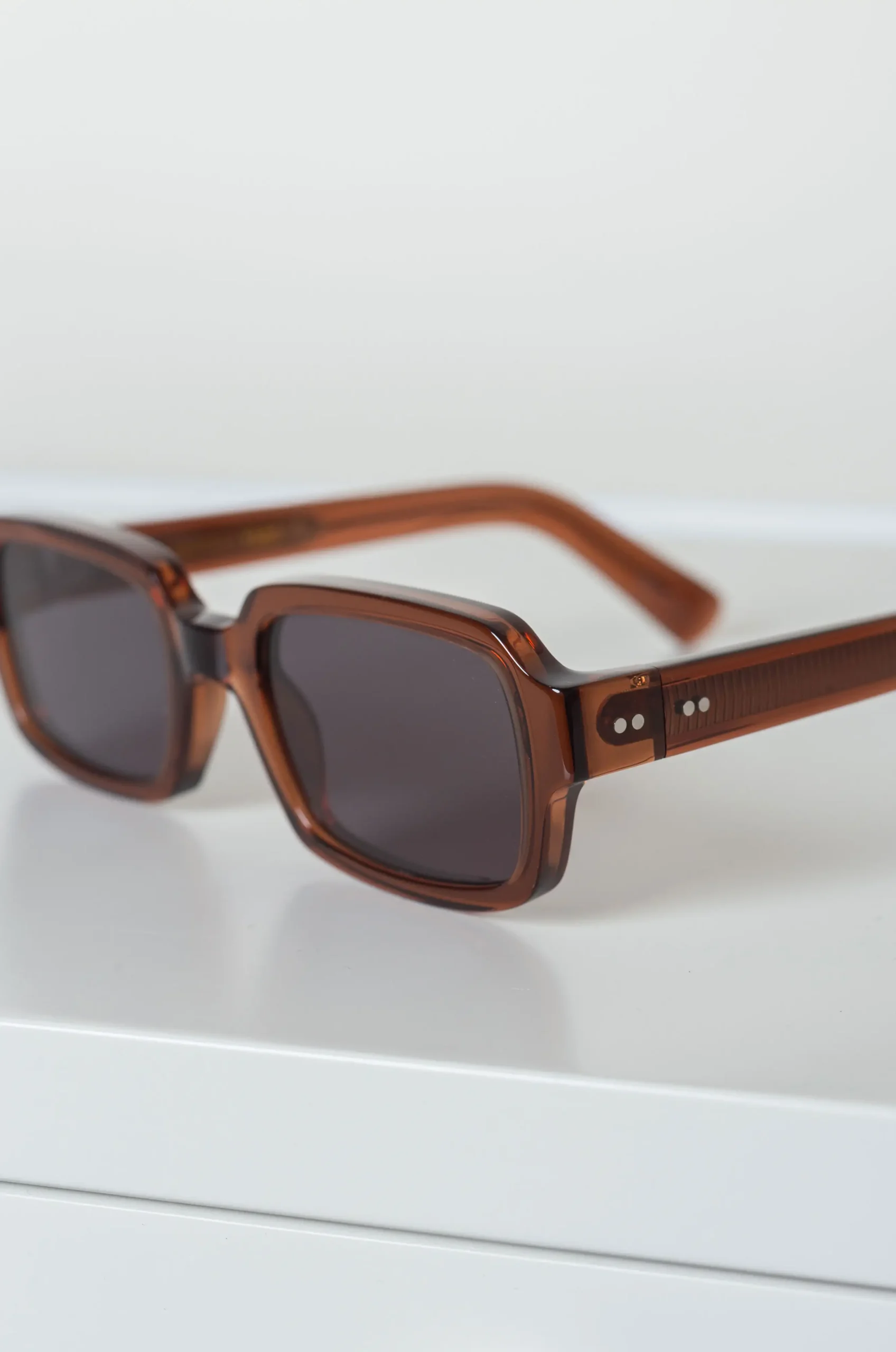 YouMustCreate - Kitano Sunglasses - Amber