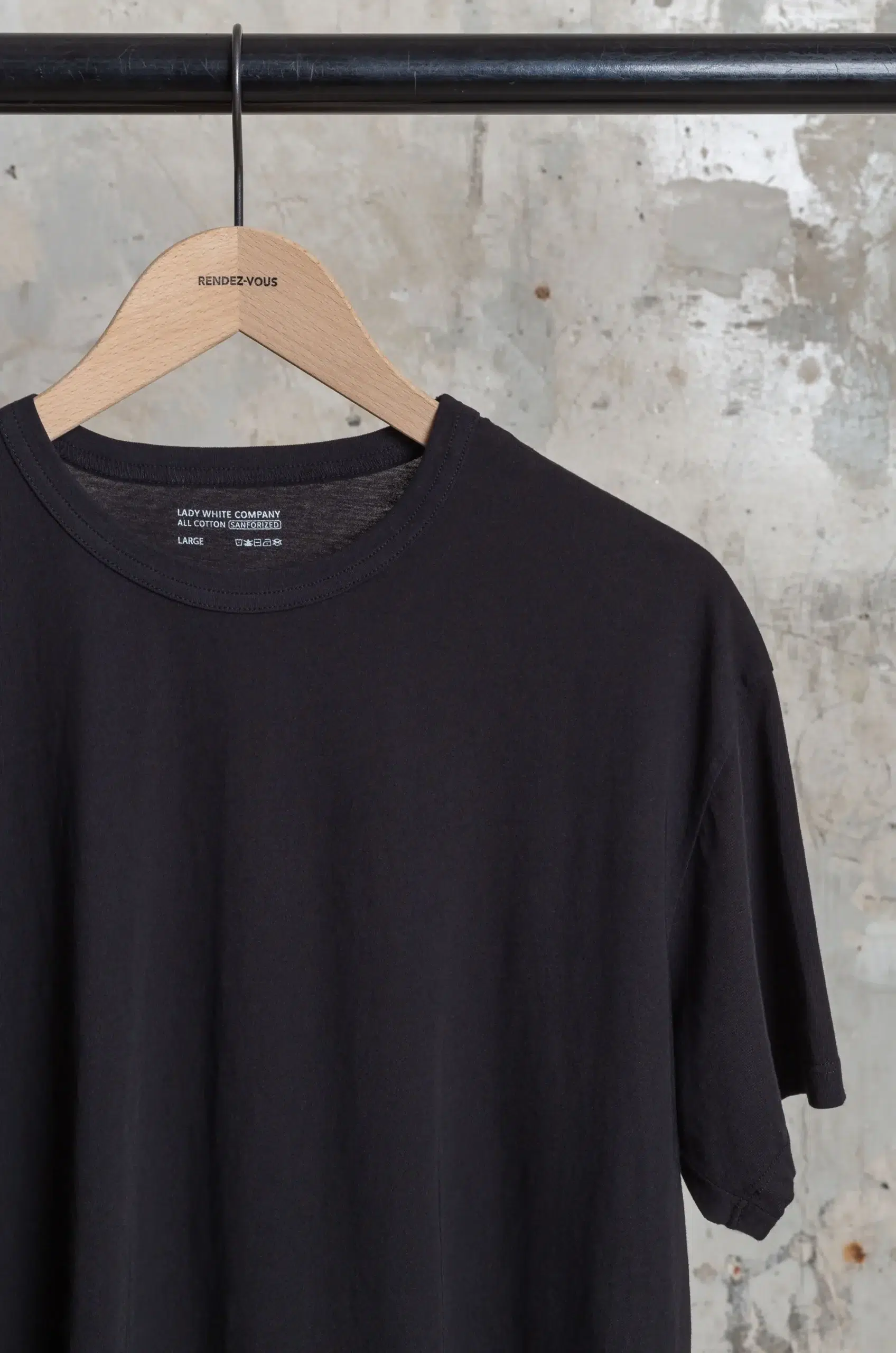 Lady White - DRY LITE T-SHIRT - BLACK