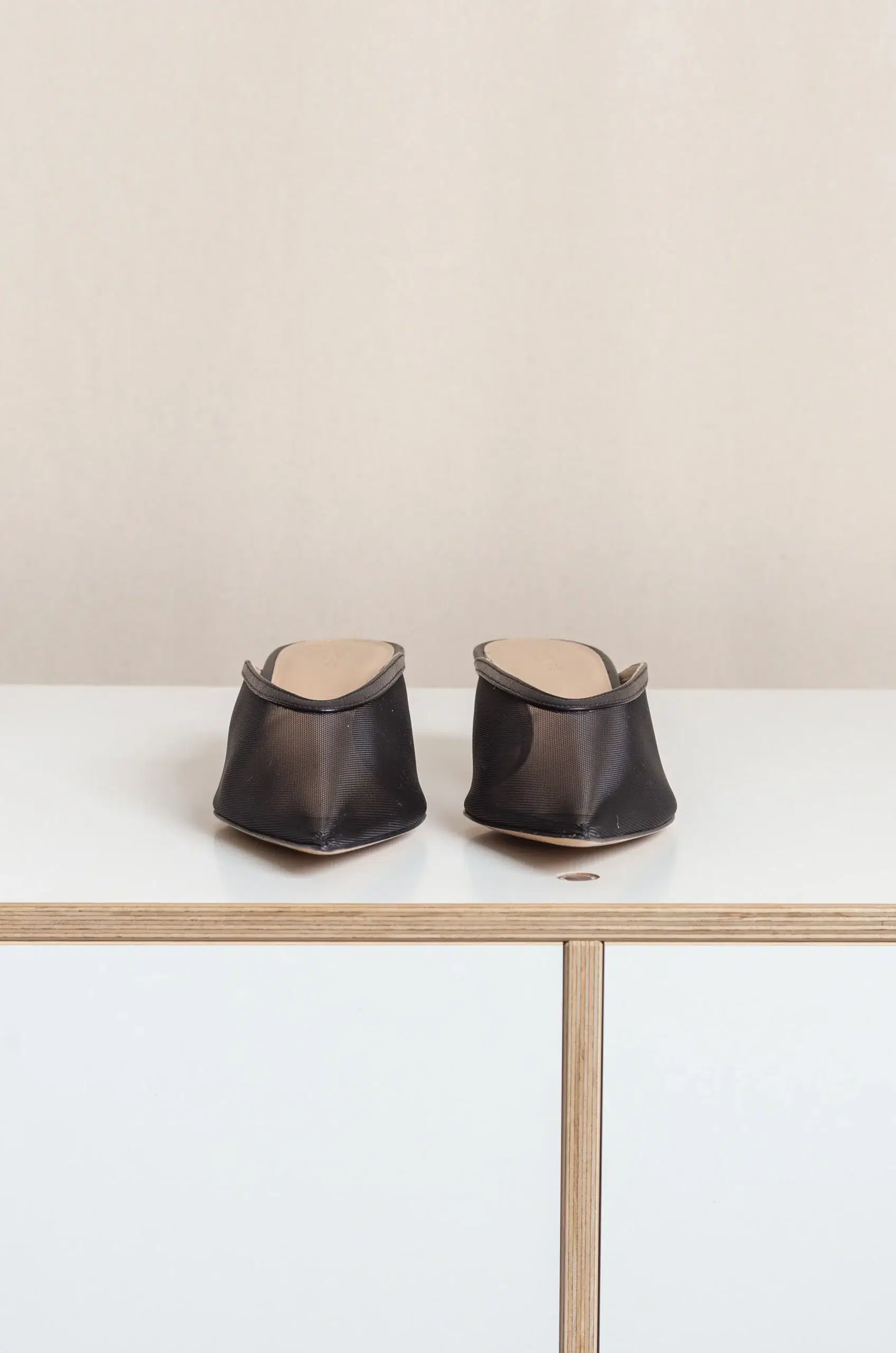 Le Monde Béryl - VENETIAN KITTEN MULE - BLACK