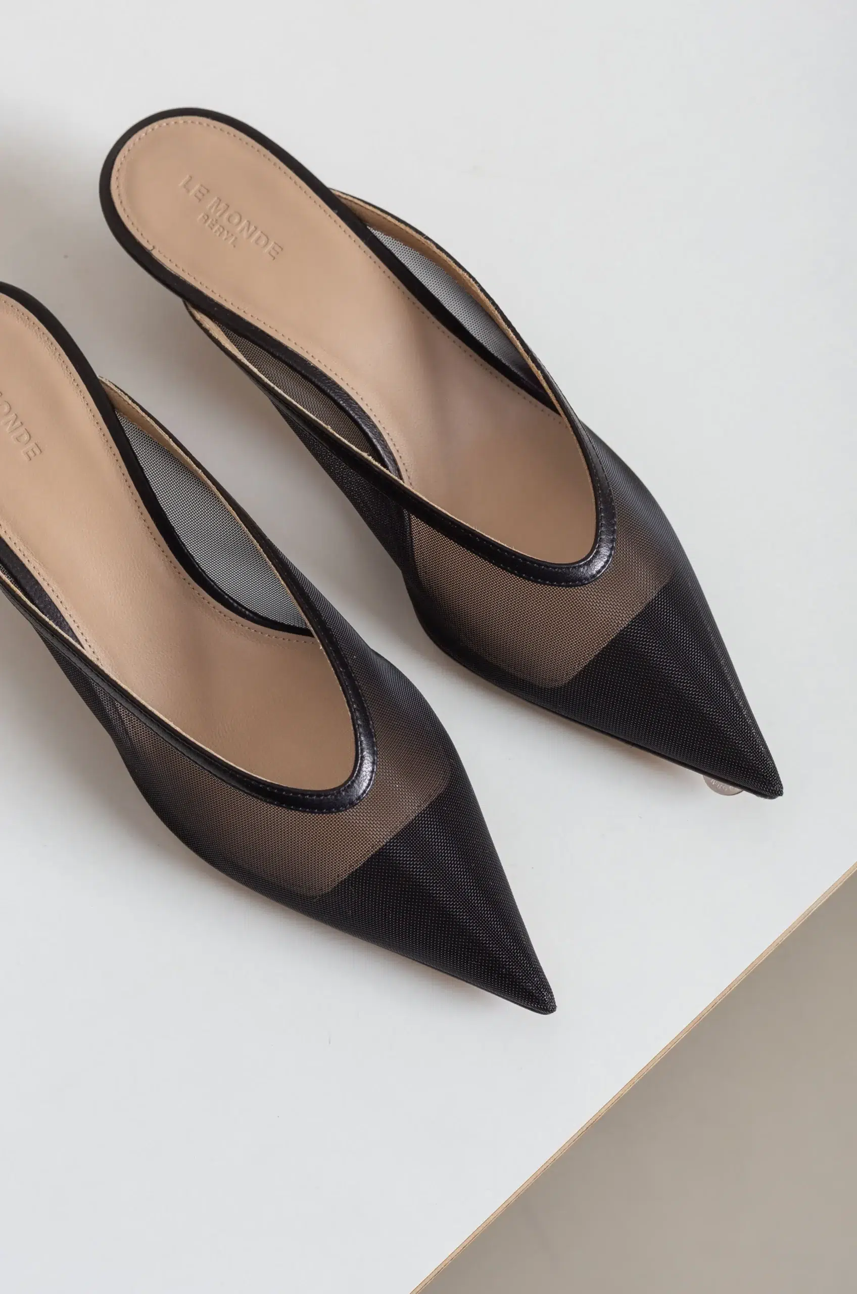 Le Monde Béryl - VENETIAN KITTEN MULE - BLACK