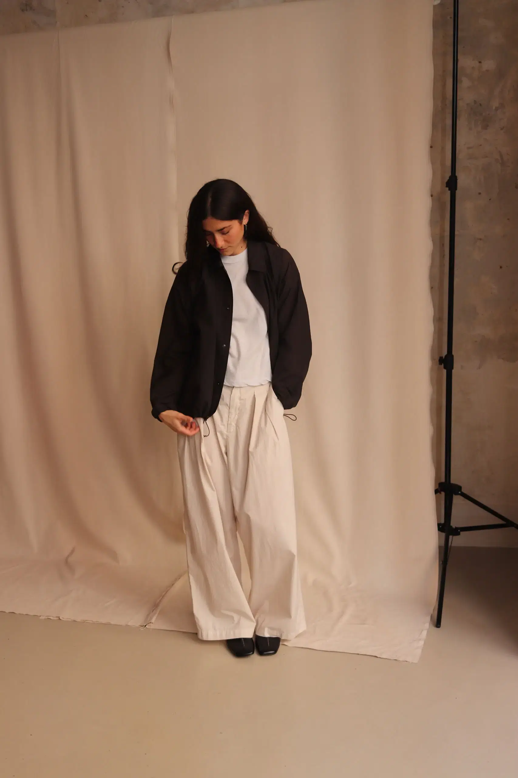 ATON - TWO TUCKED EASY PANTS PRAGLM0405 - BEIGE