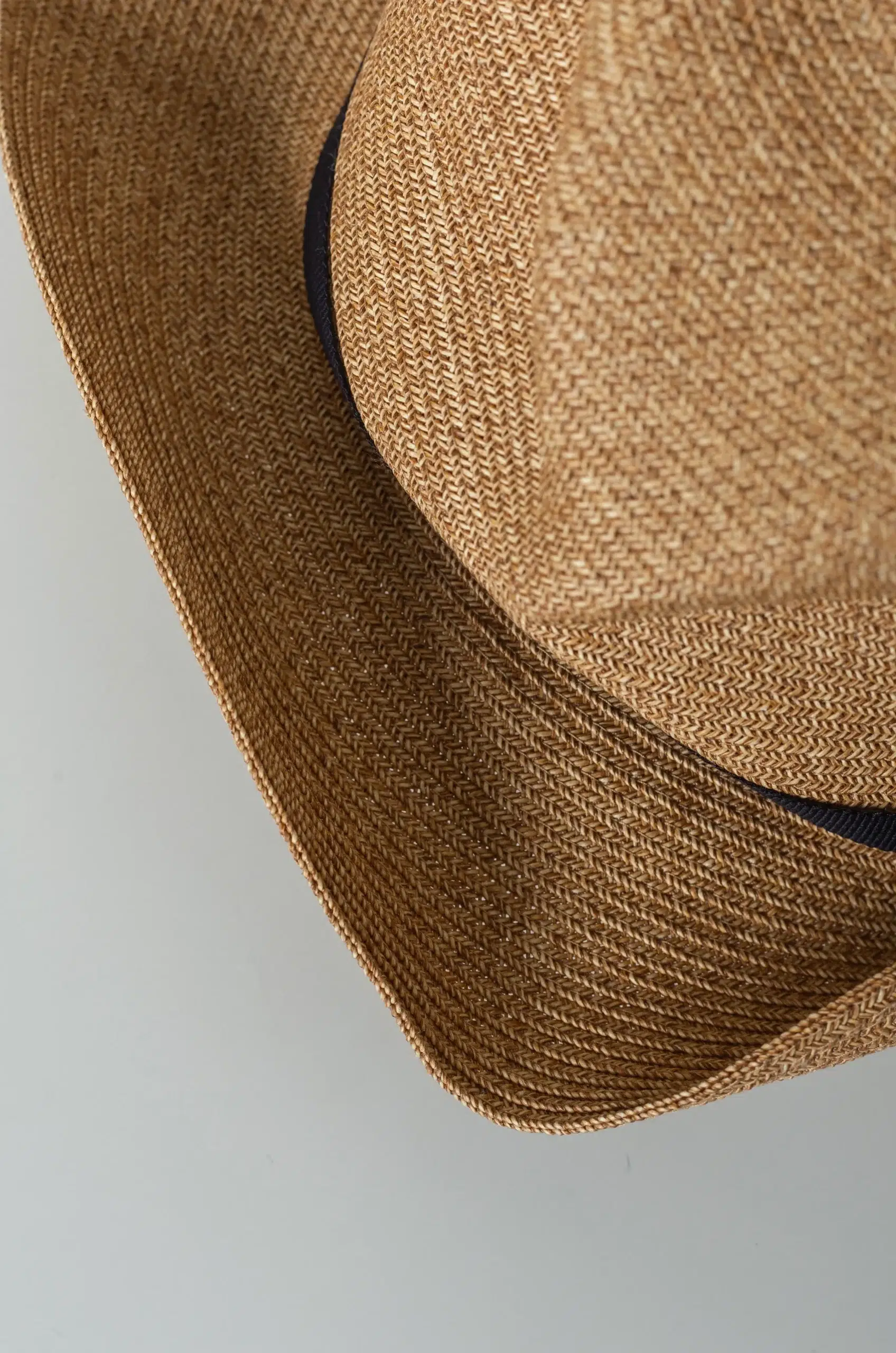 MATURE HA - BOXED HAT 6.5CM BRIM GROSGRAIN RIBBON - MIX BROWN X BLACK