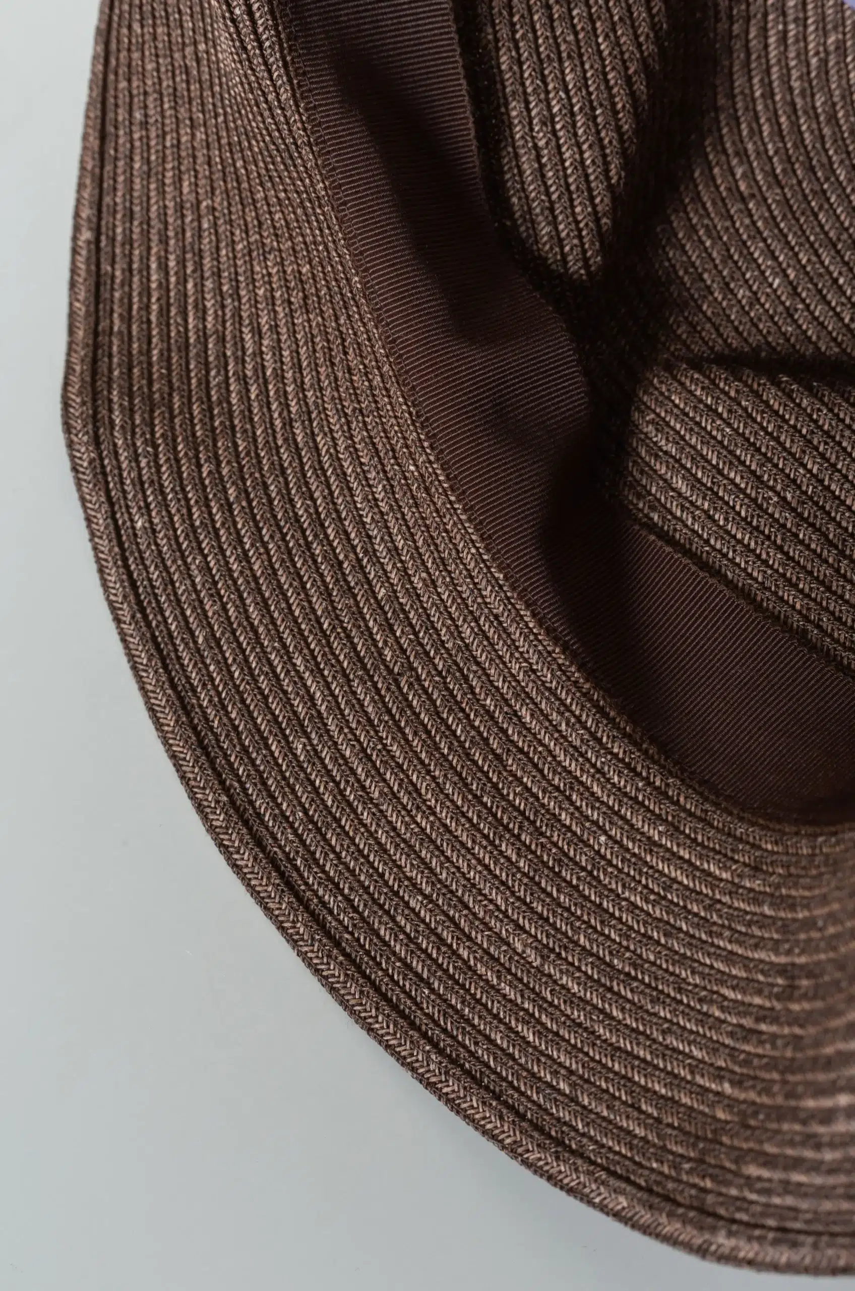 MATURE HA - BOXED HAT 6.5CM BRIM GROSGRAIN RIBBON - DARK BROWN X BLACK