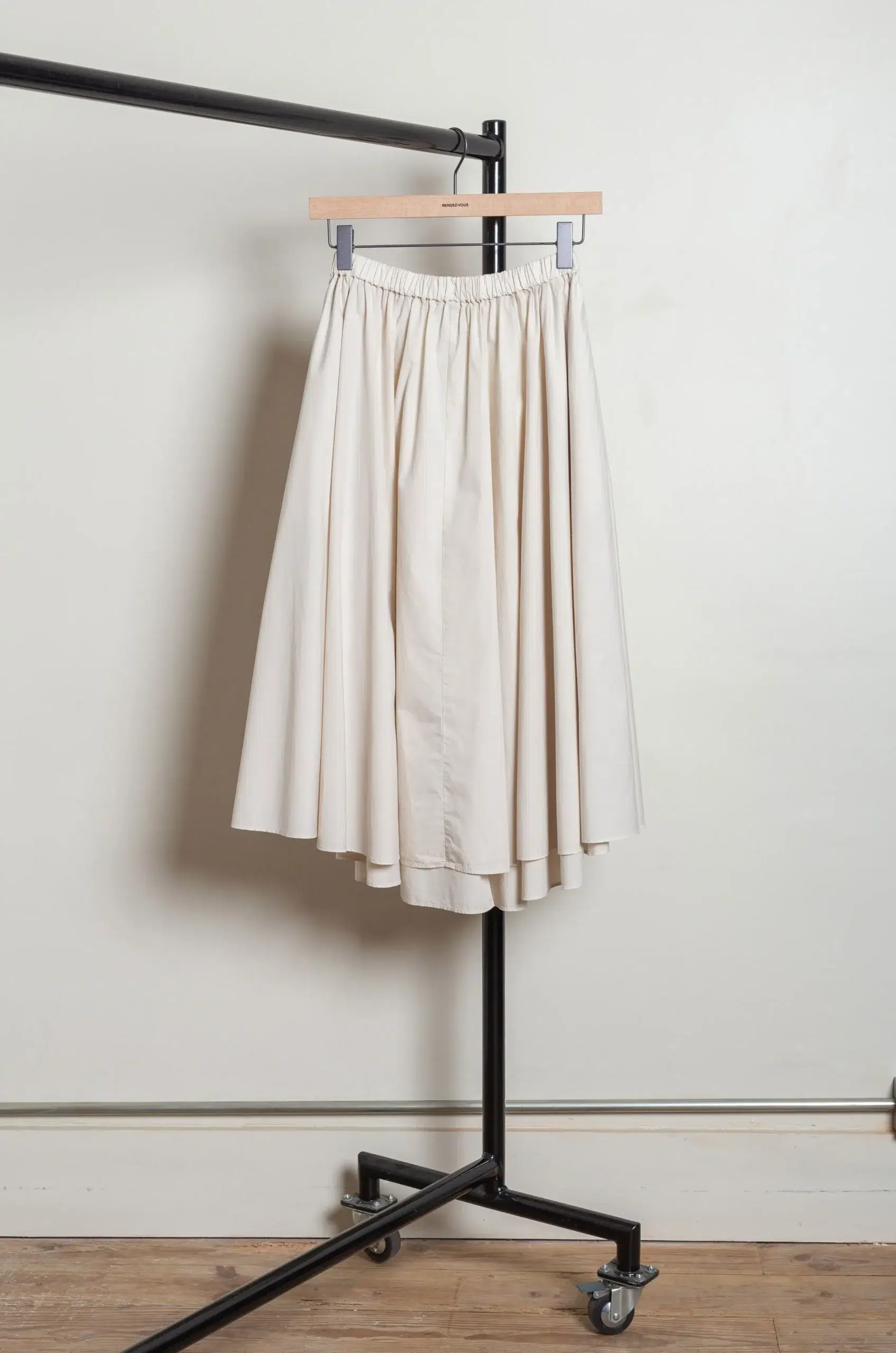 ATON - GATHERD SKIRT SKAGLM0406 - BEIGE