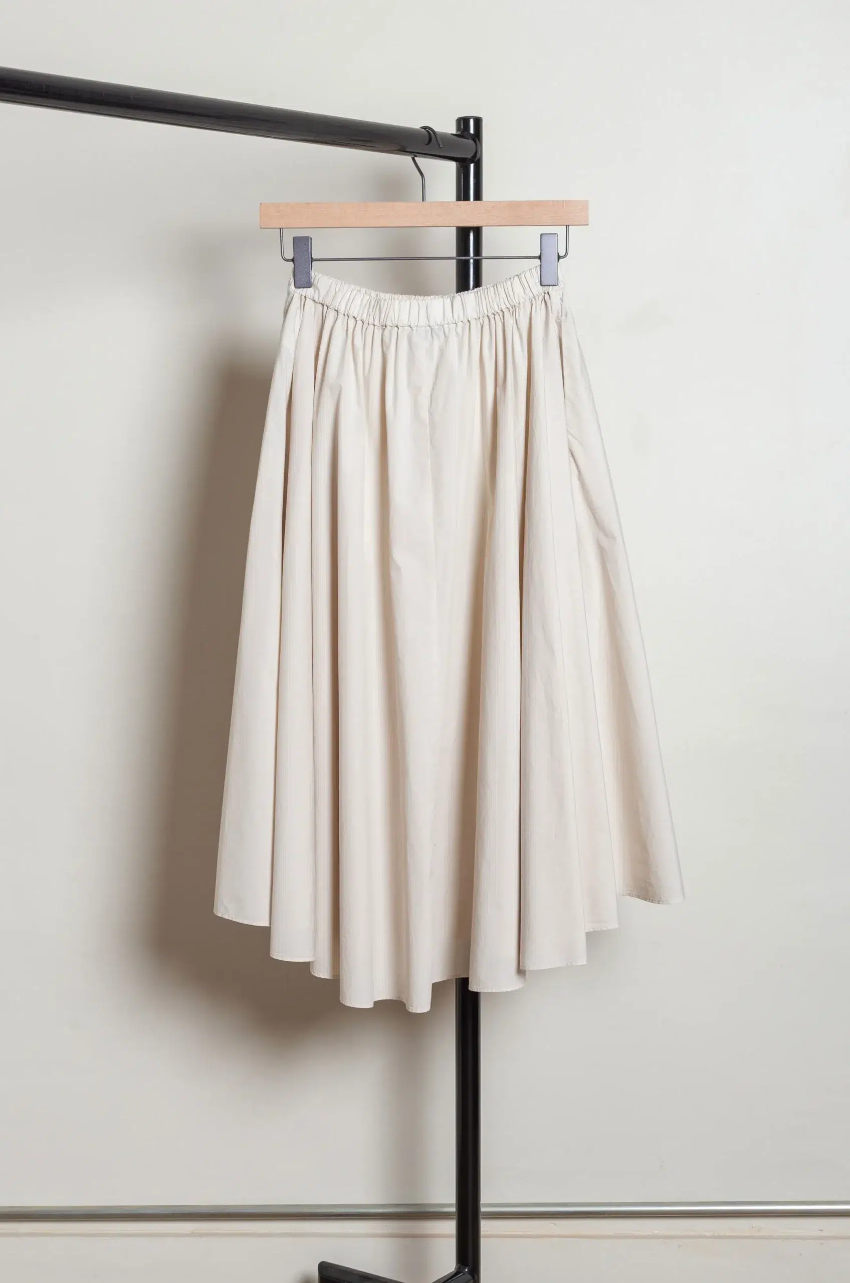 ATON - GATHERD SKIRT SKAGLM0406 - BEIGE