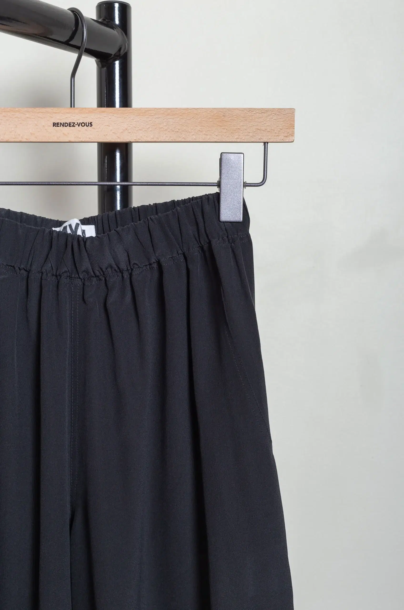 MONIQUEVANHEIST - PANTS FLEXY XL - BLACK