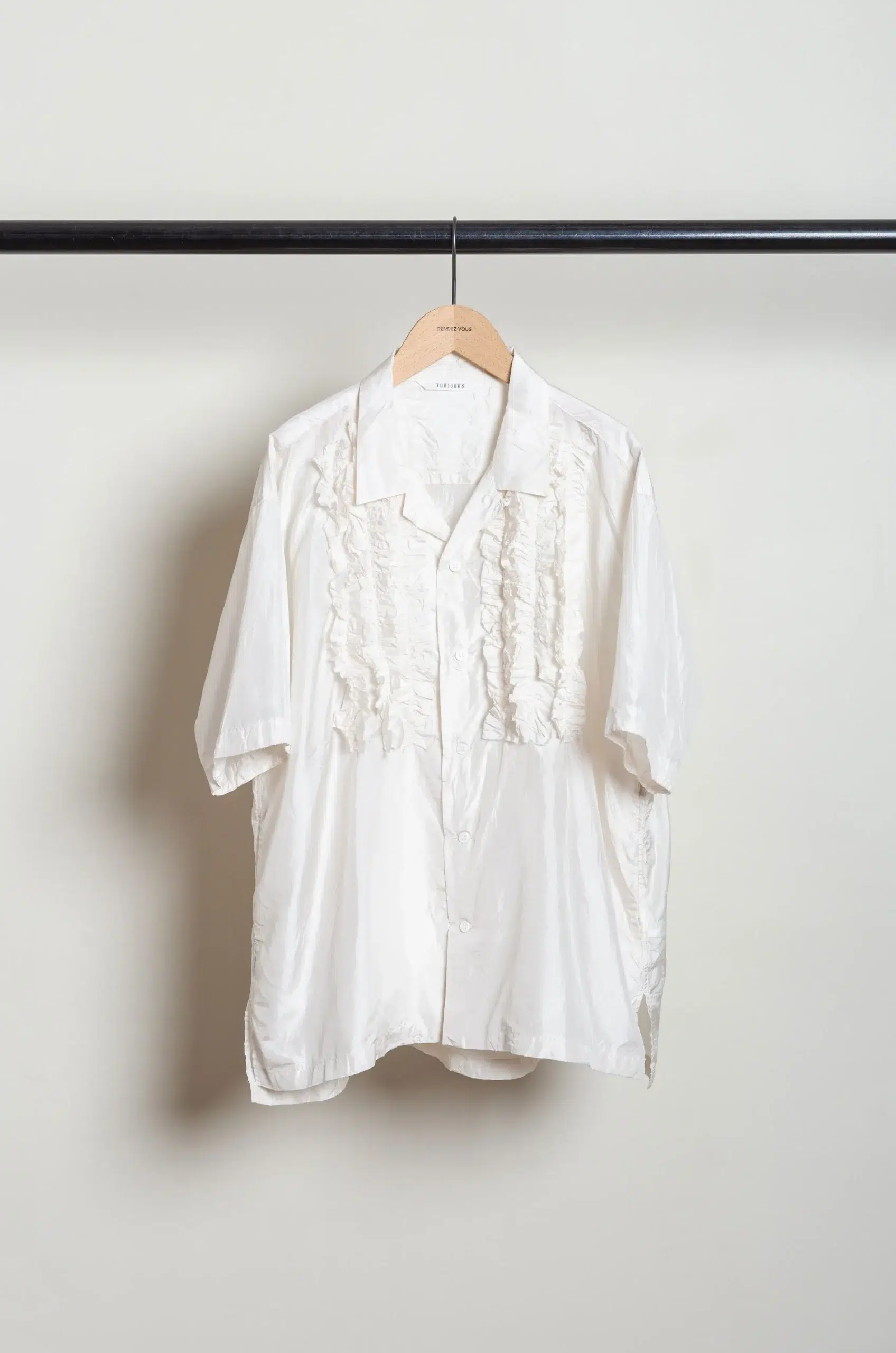 Toujours - Open Collar Short Sleeve Frill Shirt YM44OS02 - Ivory