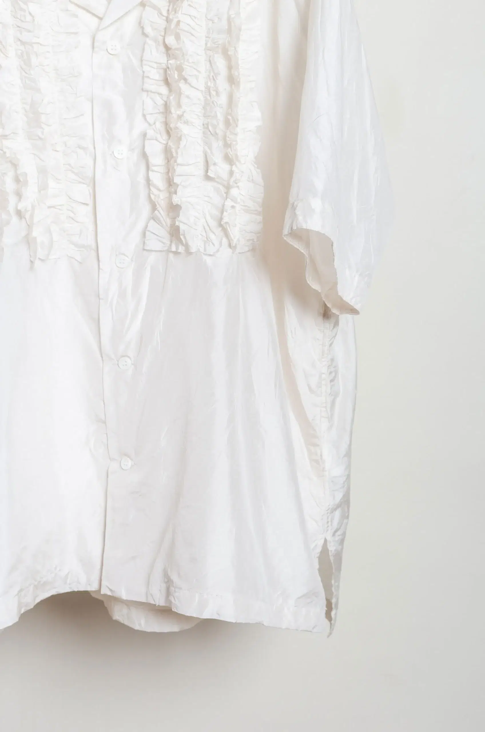 Toujours - Open Collar Short Sleeve Frill Shirt YM44OS02 - Ivory
