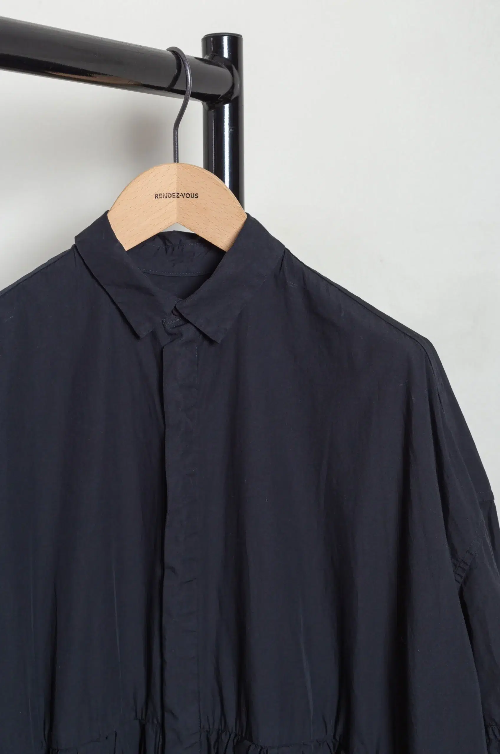 Toujours - Random Pleated Half Sleeve Shirt Dress MM44QD03 - Black Navy