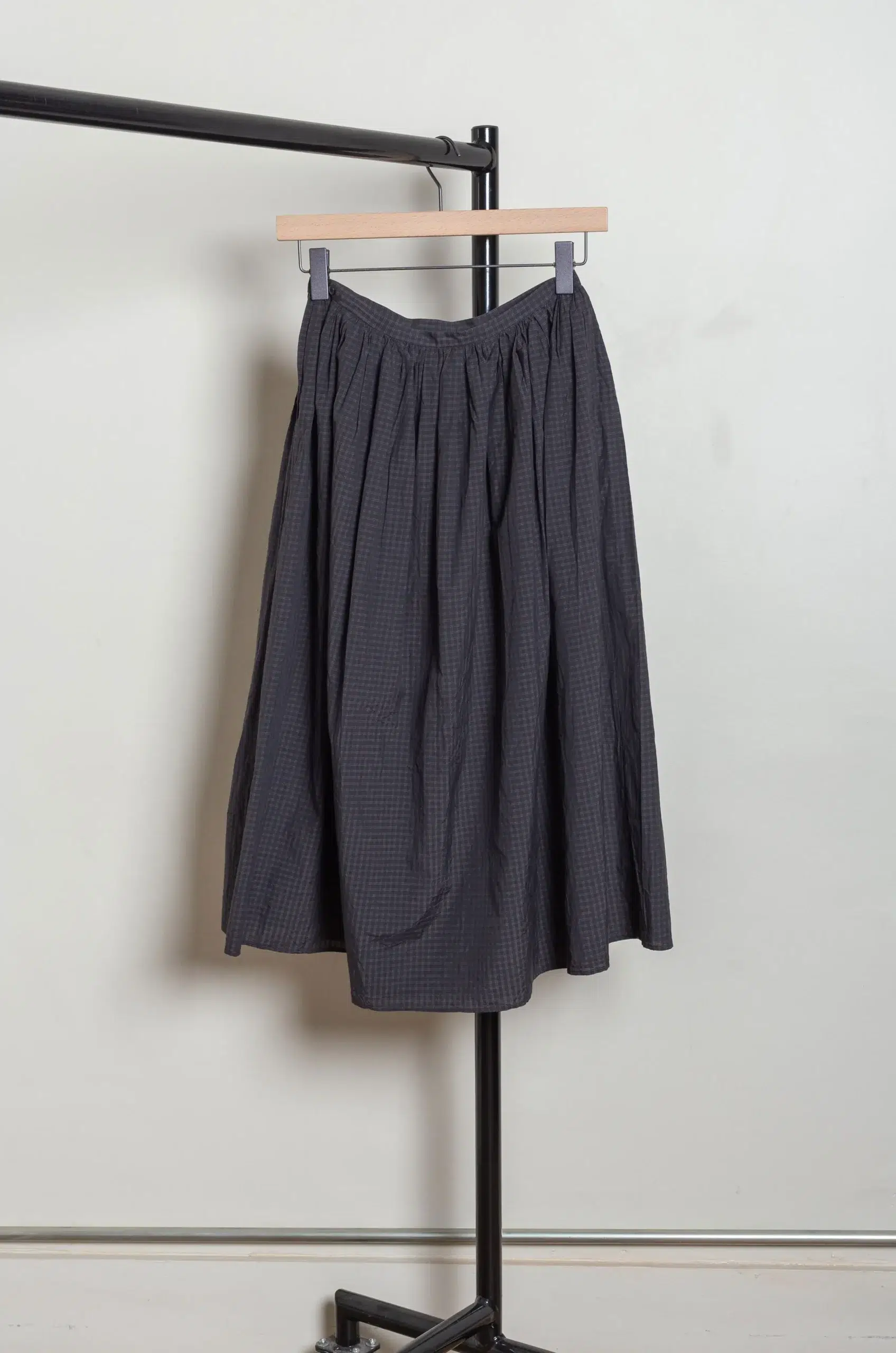 Toujours - Random Pleated Maxi Skirt QM44GK03 - Ink*Khaki