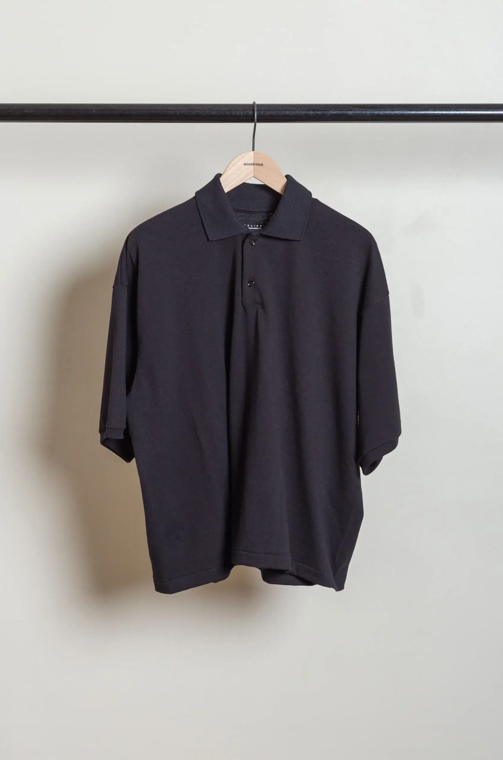 Yoko Sakamoto - BOX TUBE POLO - BLACK