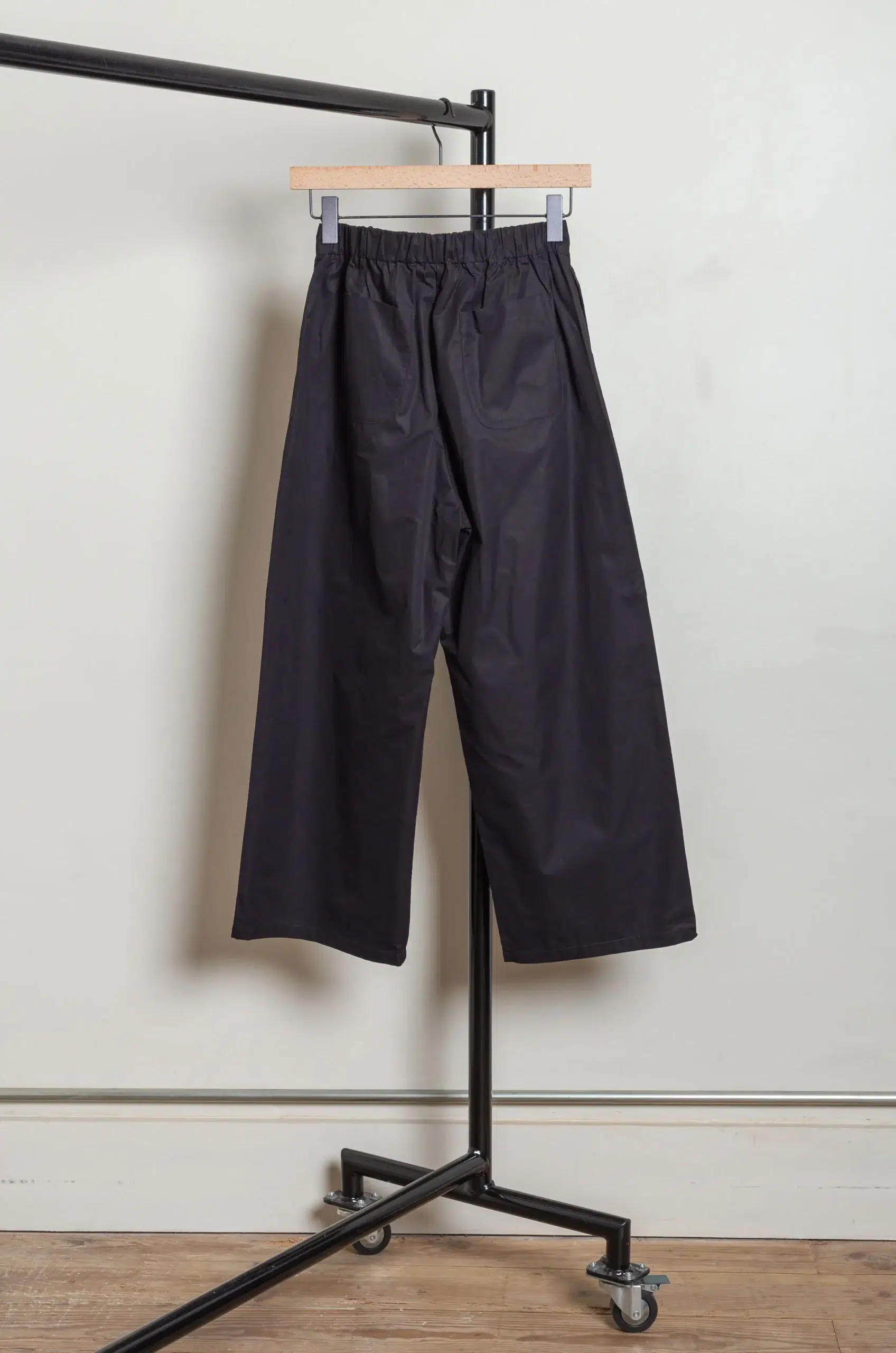 ApuntoB - Trousers P1922/TS985 - Black