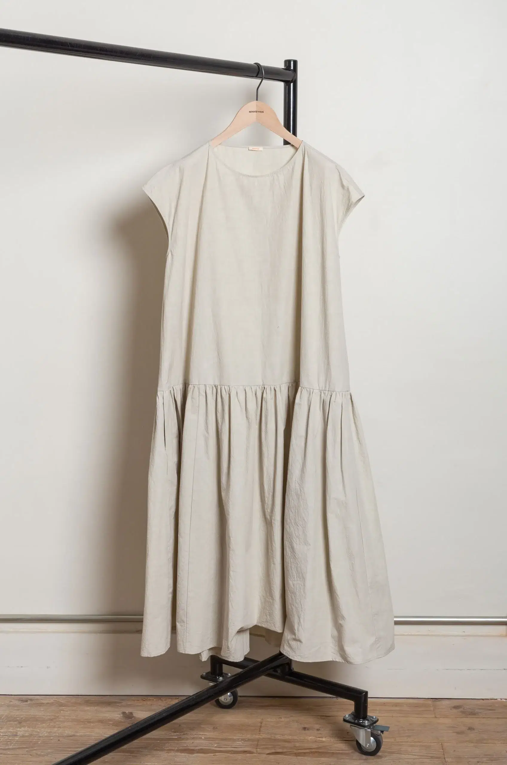 ApuntoB - Dress P2043/TS995 - Sand