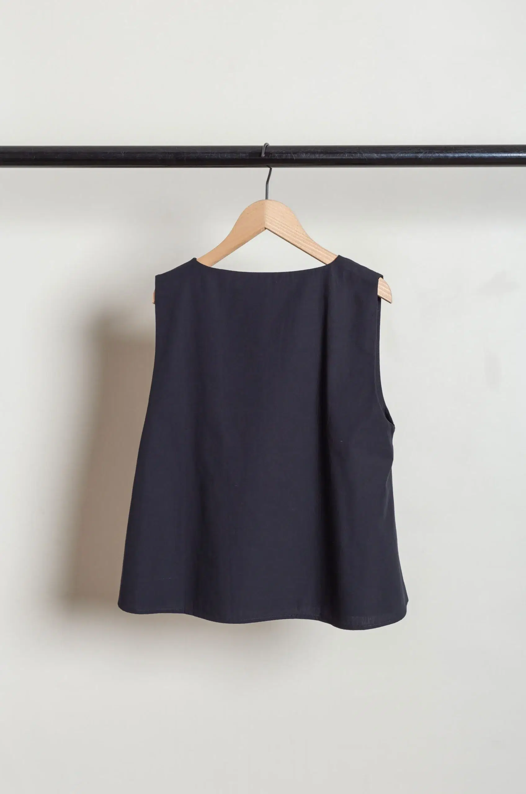BASERANGE - TRES TOP - BLACK