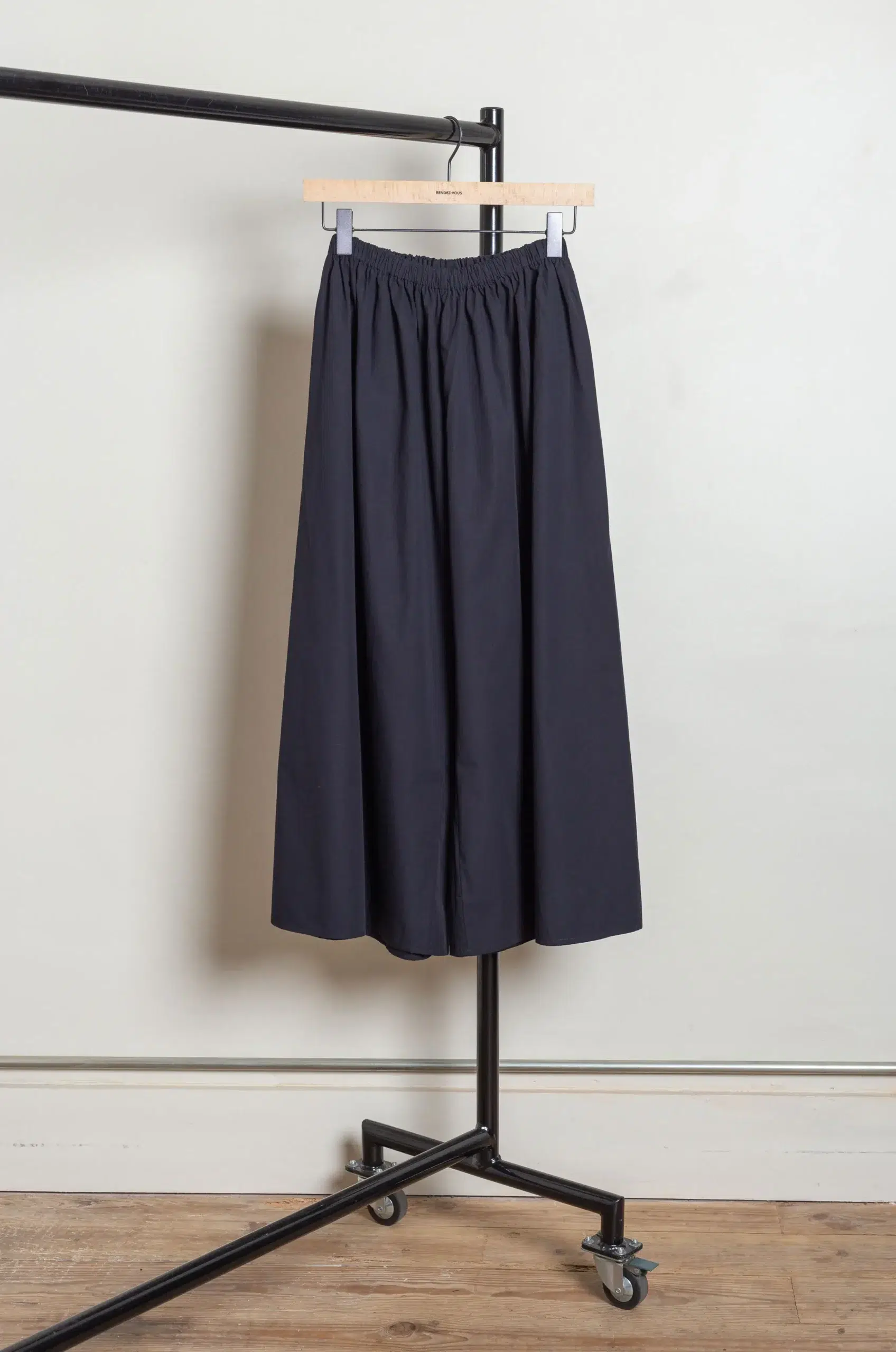 BASERANGE - CABLE PANTS - BLACK