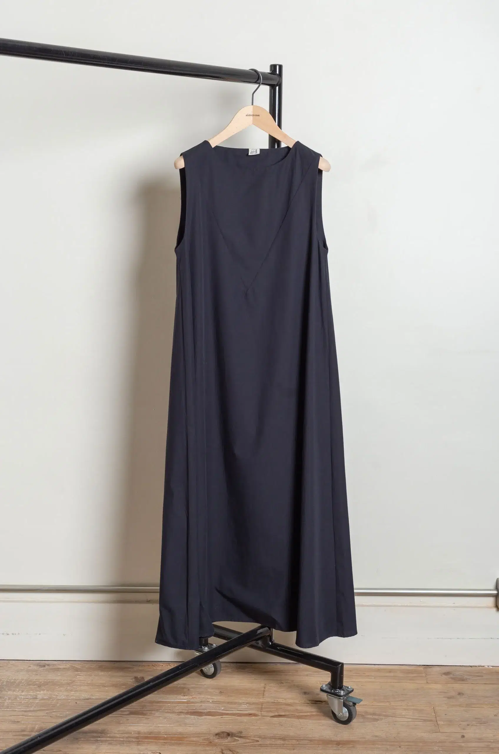BASERANGE - TRES DRESS - BLACK