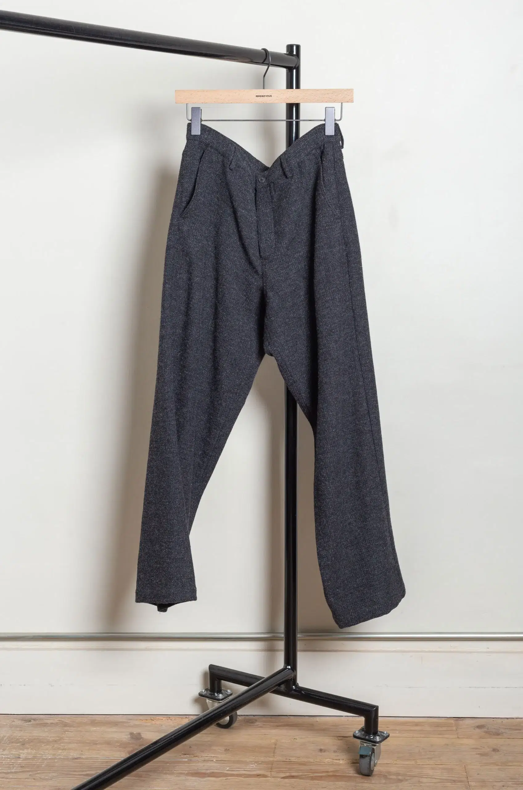 Bergfabel - MEN LEO PANTS BFMP269/ 257 - NAVY CHARCOAL
