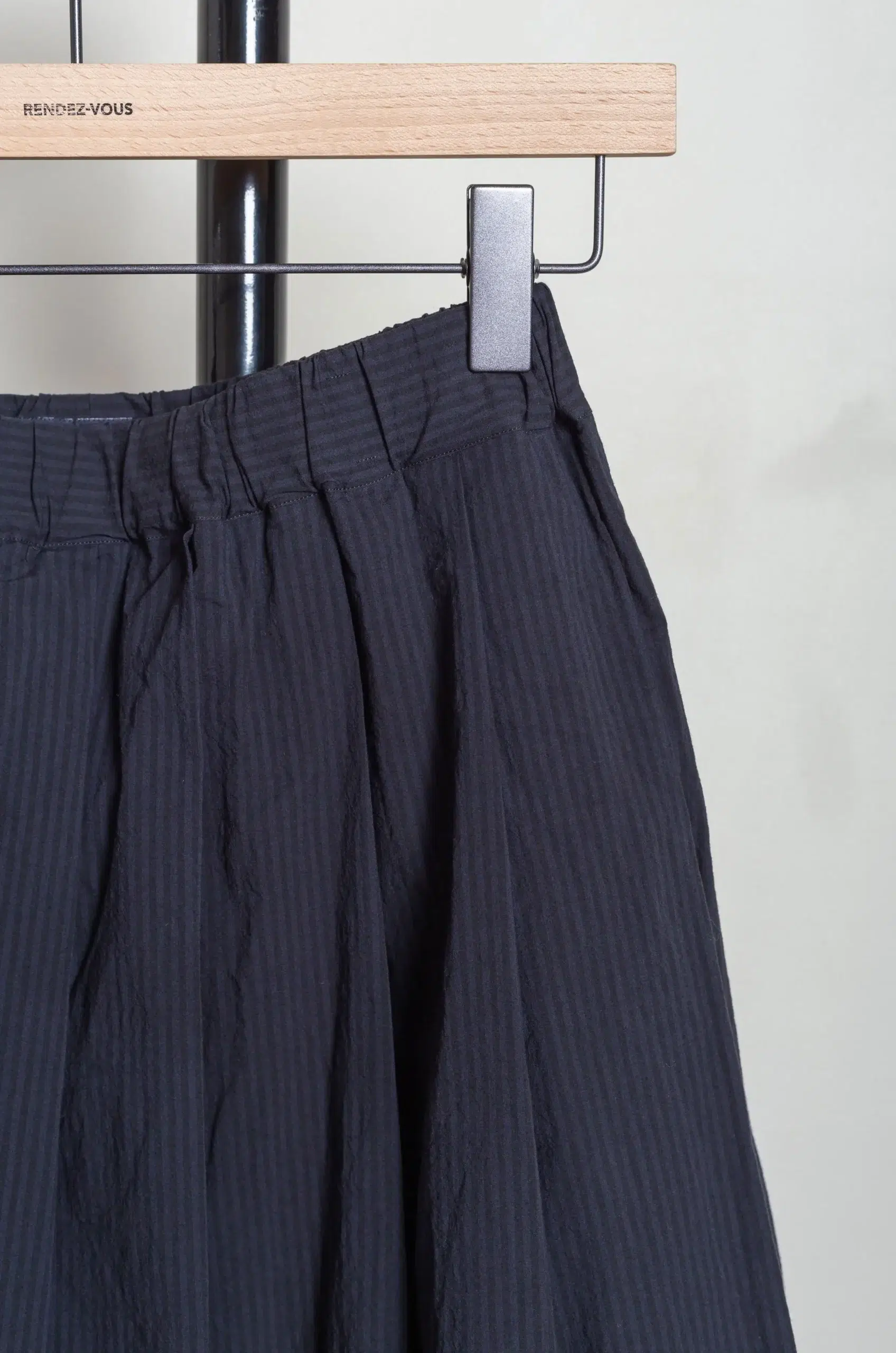 Bergfabel - MATILDE SKIRT BFWSK179/ 263 - BLACK NAVY STRIP