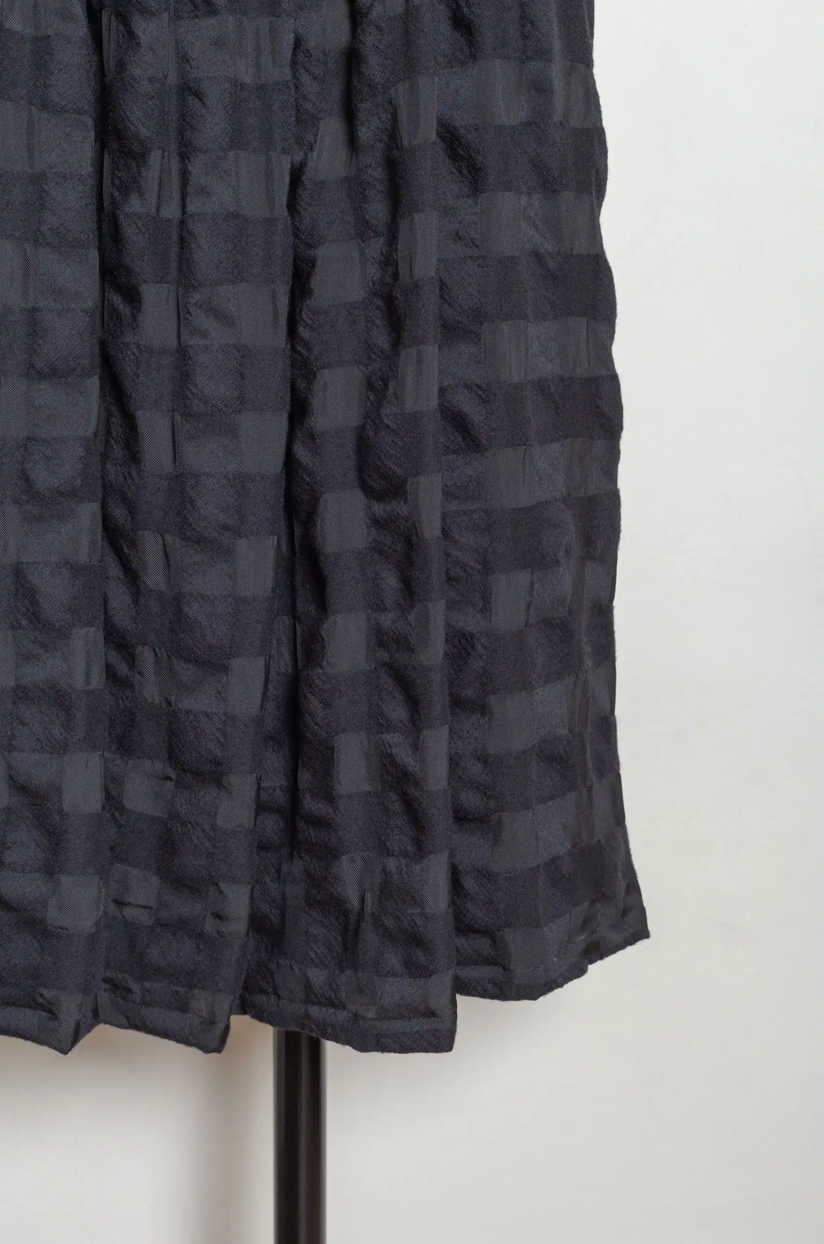 Sono - SKYE SKIRT 8021 - BLACK ON BLACK