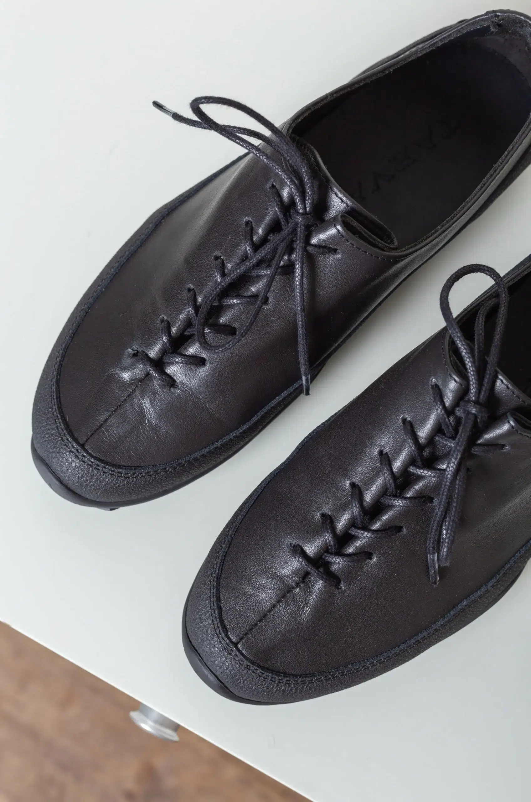 Tarvas - WOMEN WANDERER LEATHER - BLACK