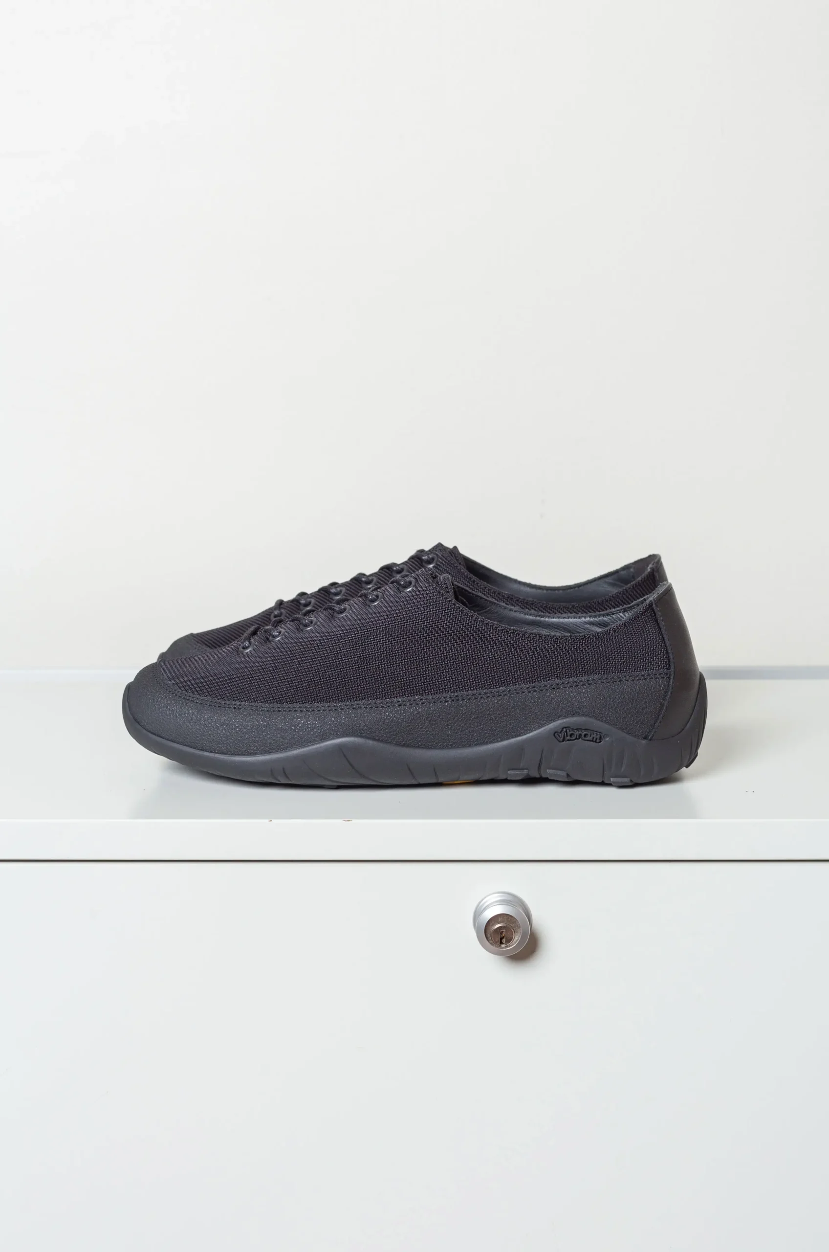 Tarvas - MEN WANDERER - BLACK CORDURA
