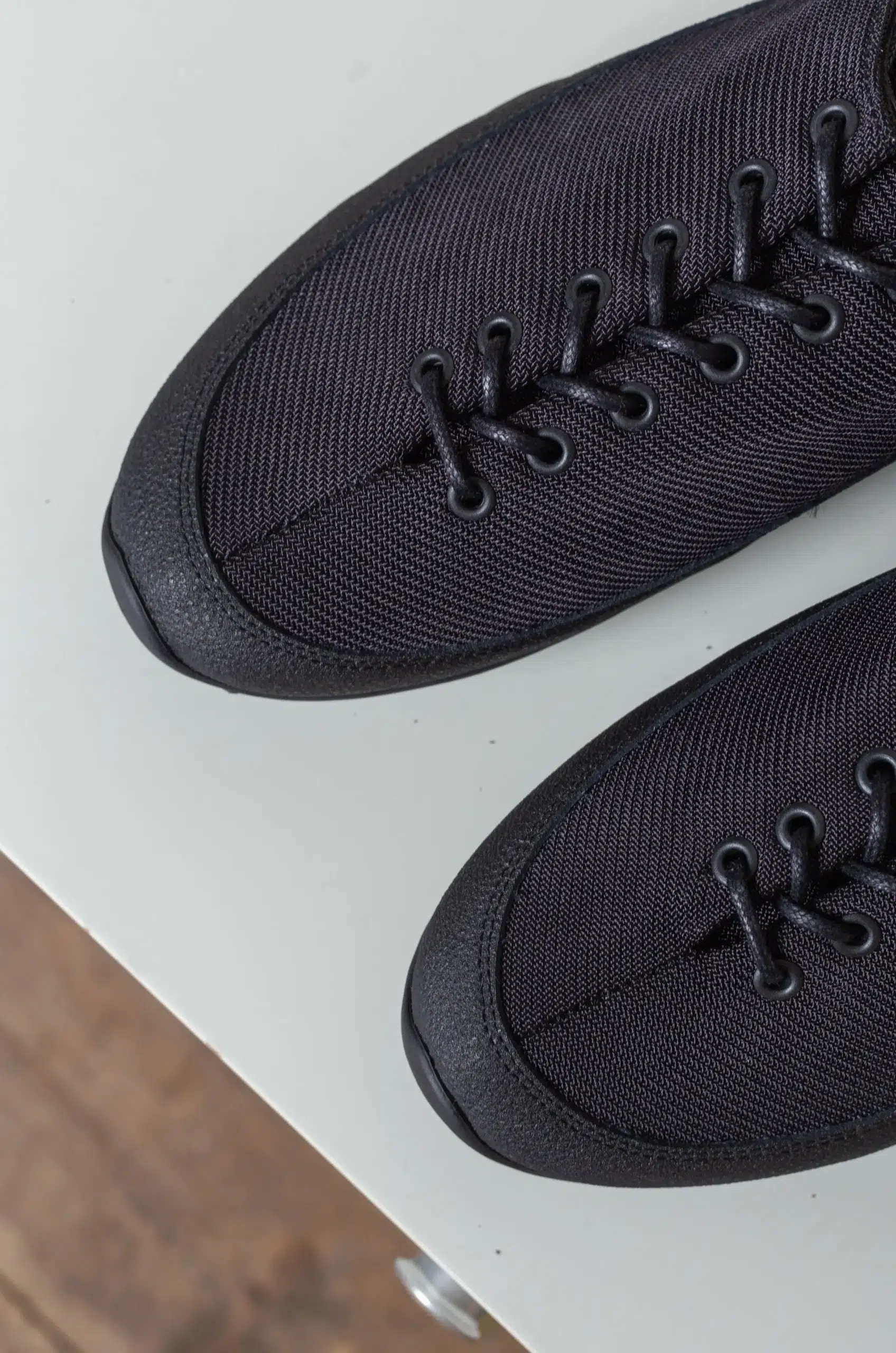 Tarvas - MEN WANDERER - BLACK CORDURA