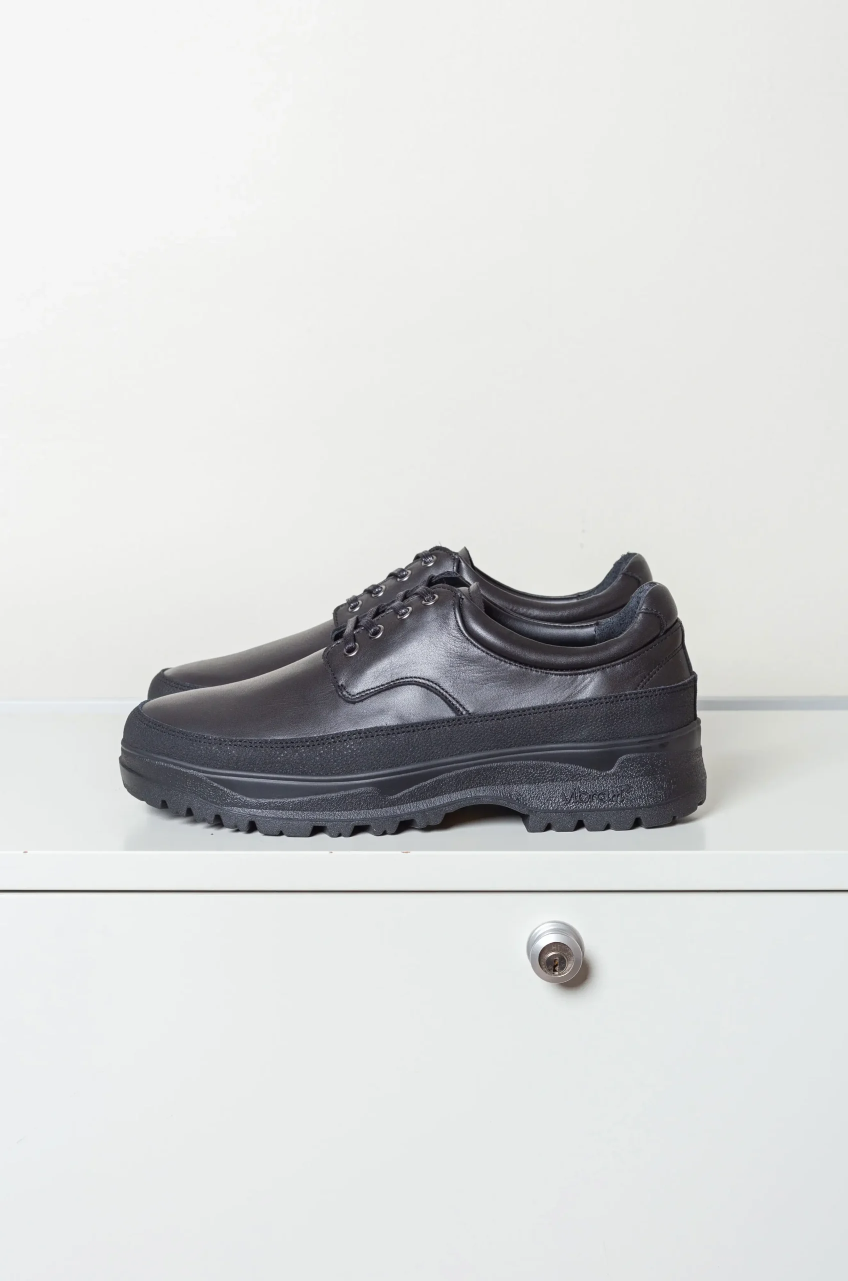 Tarvas - MEN DERBY LEATHER - BLACK