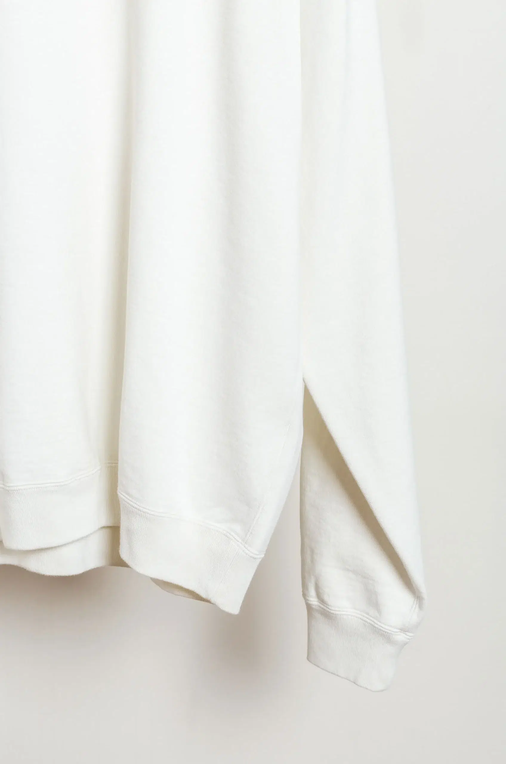 Ylève - 17061 66002 ORGANIC COTTON SUN FADED SWEAT P/O - Ceramic