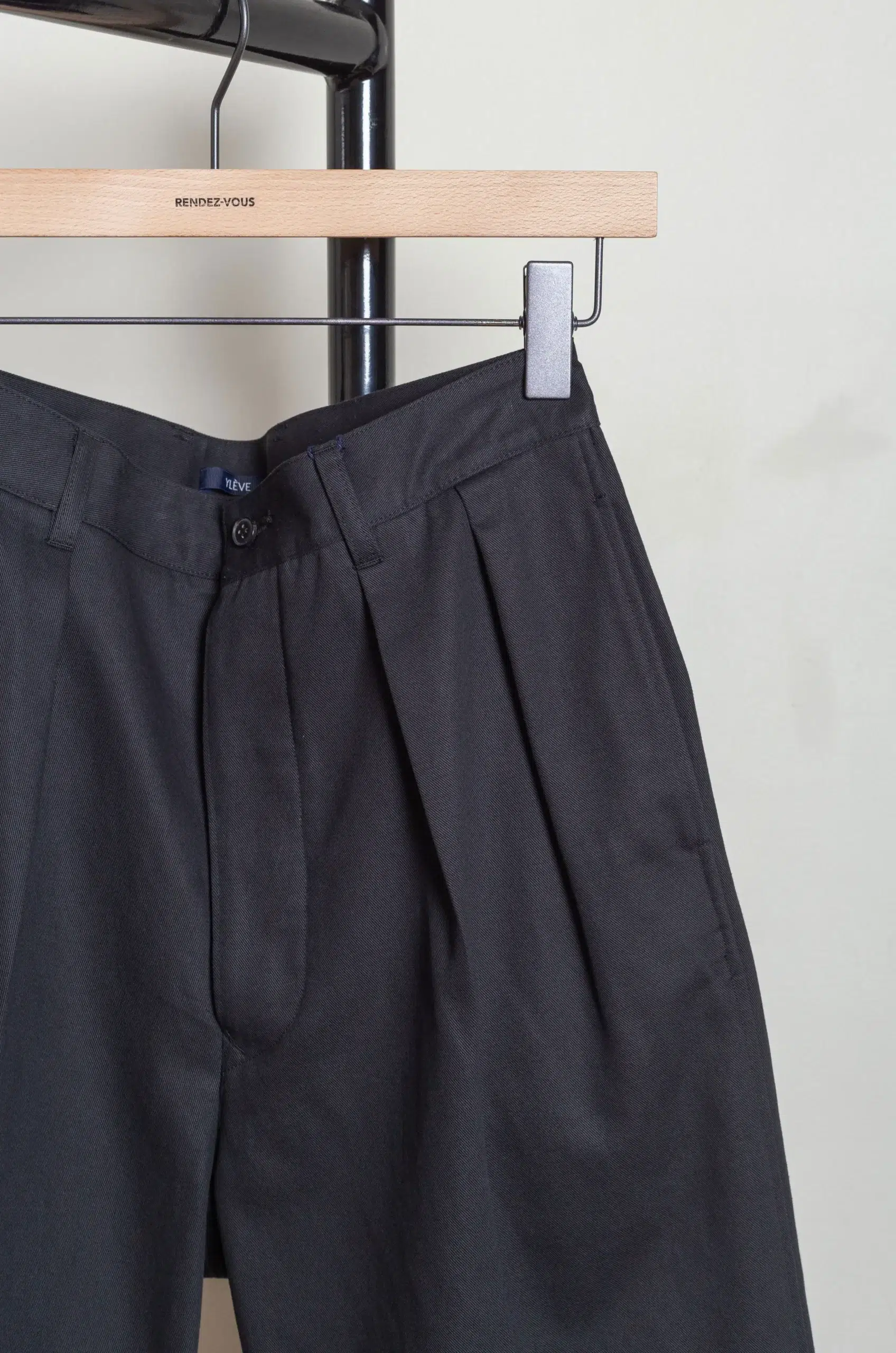 Ylève - FINX COTTON CHINO M52 PT - Black