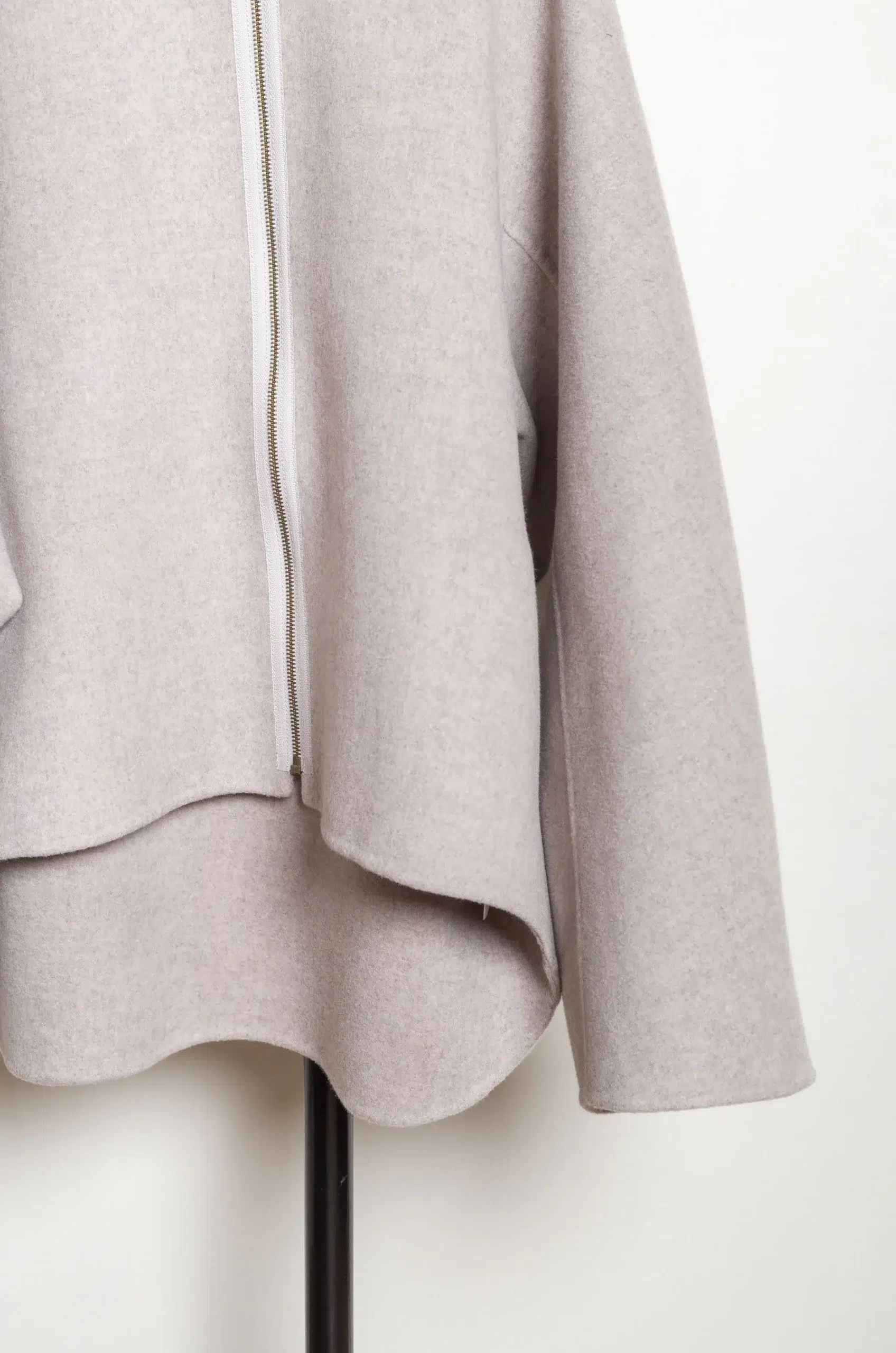 Sofie D'Hoore - CALIPSO Short Zipped Jacket High Neck - MUESLI