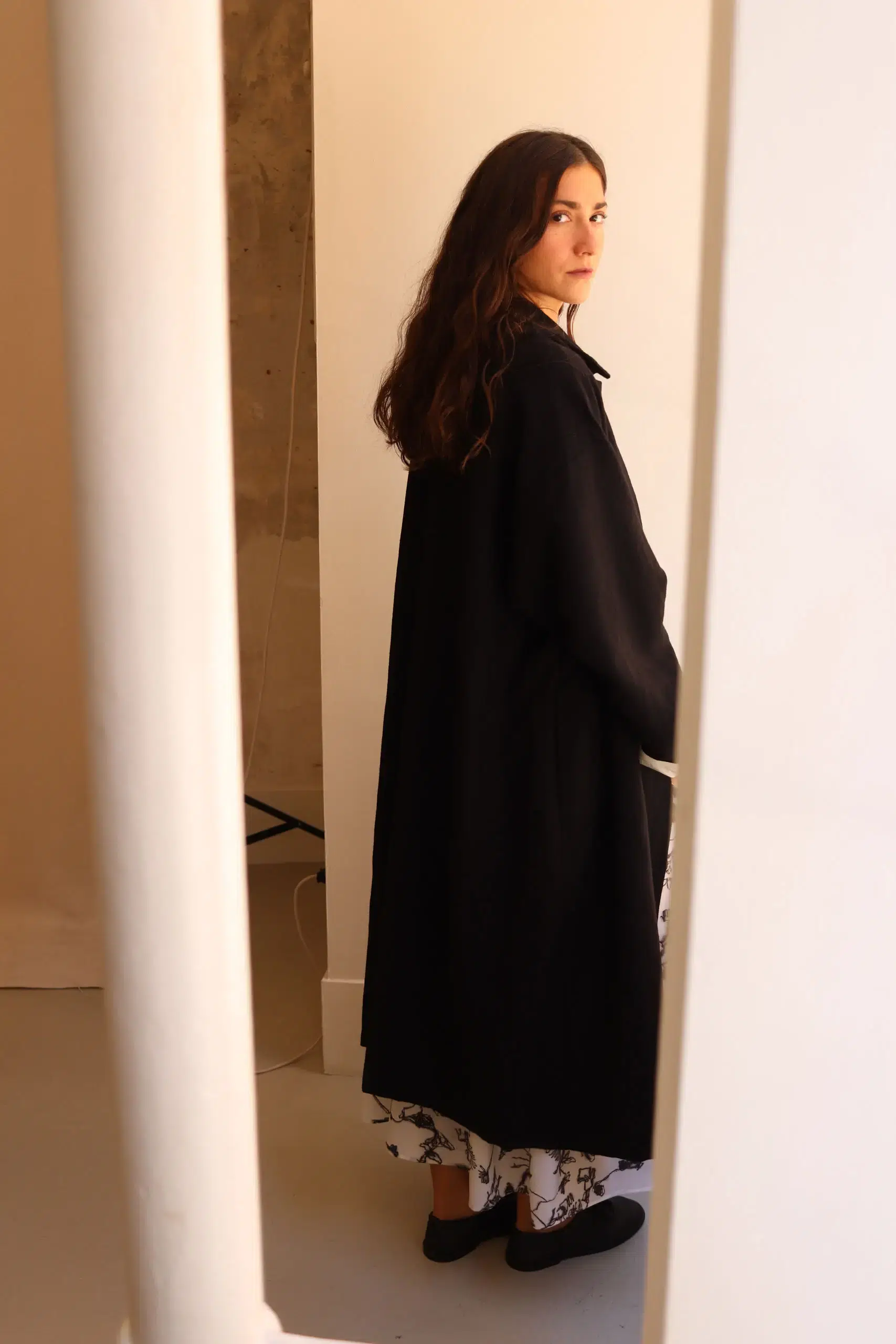 NITTO - ALMA COAT - Black/ecru