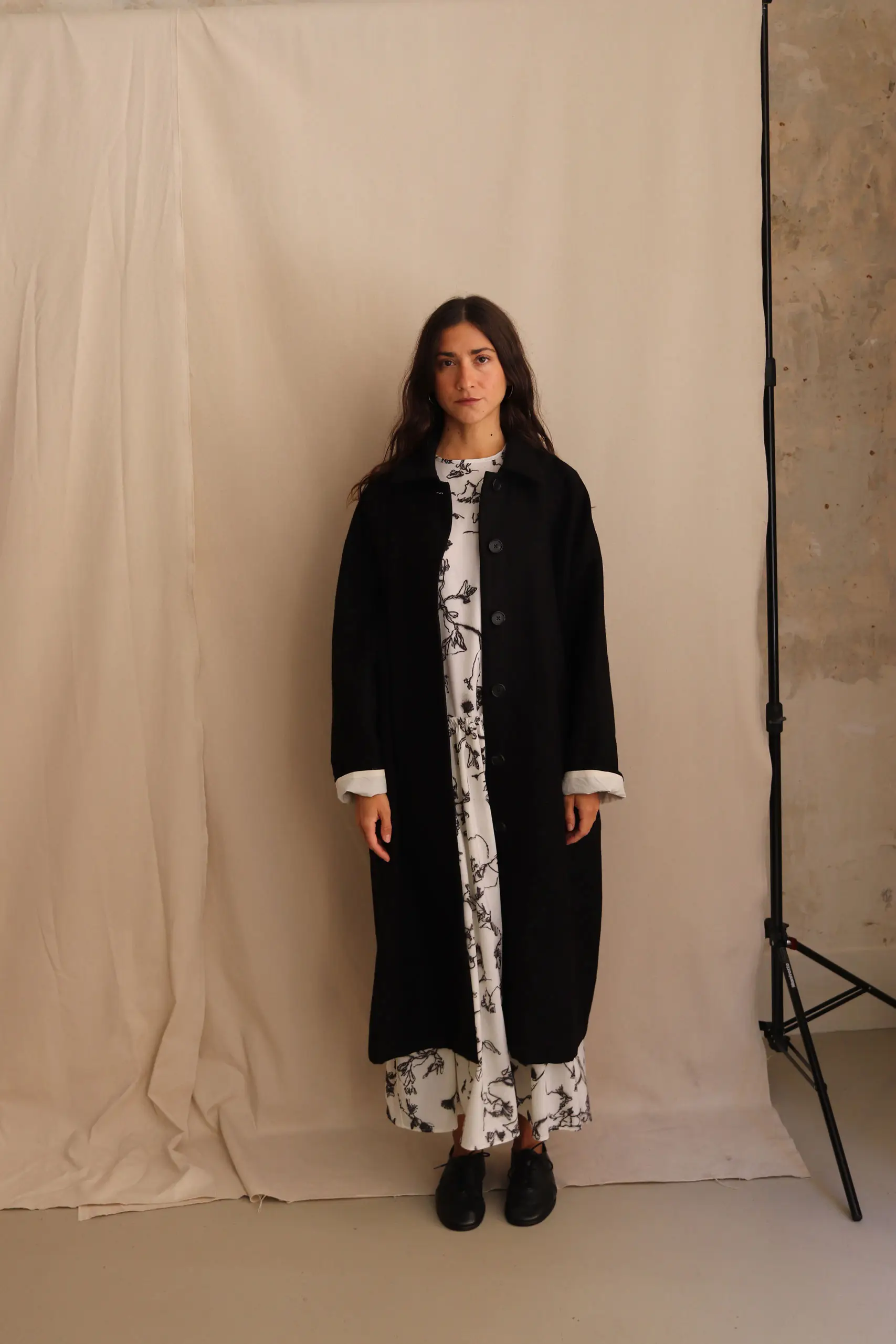 NITTO - ALMA COAT - Black/ecru