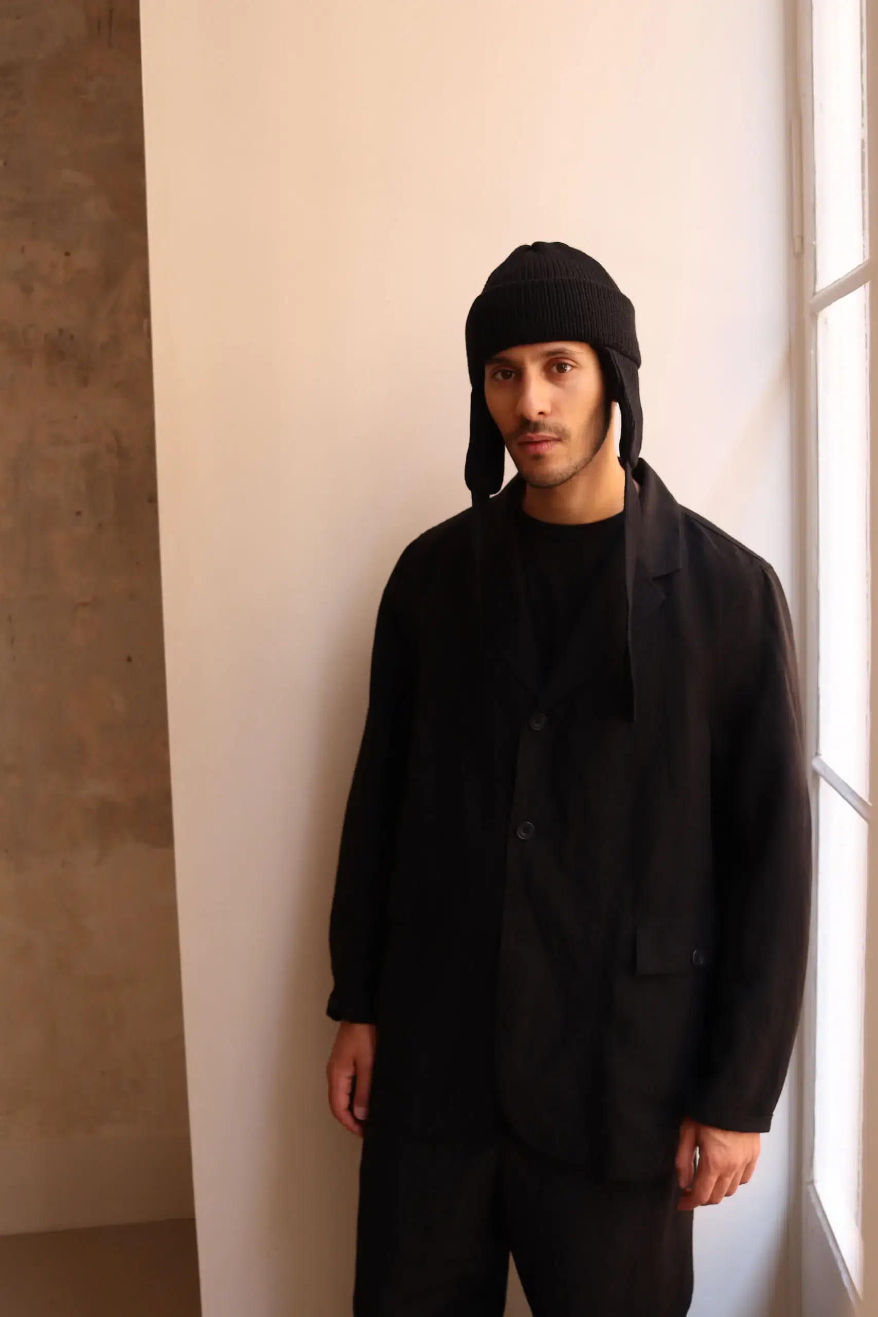 COMESANDGOES - MERINO WOOL EAR KNIT NO.301359 - BLACK