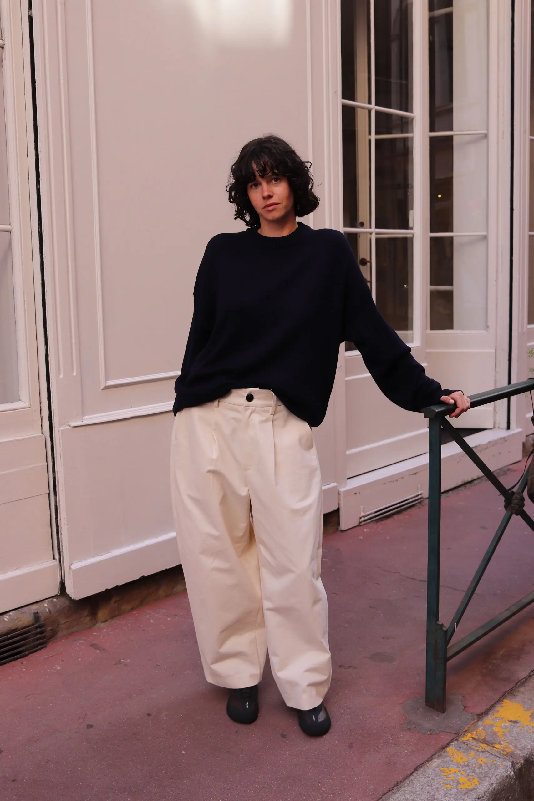De Dam Foundation - Virgin Wool Crewneck 26FW-CS-WV-01 - Navy