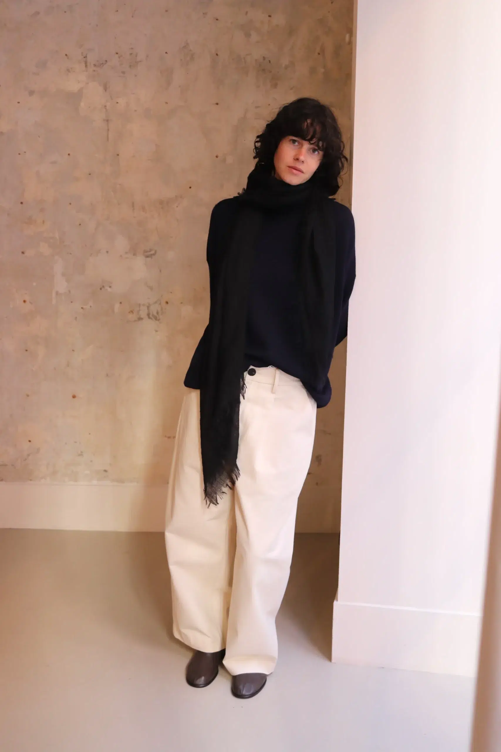 Pin 1876 - PLAIN SHAWL 5928/508 - 0002 Black