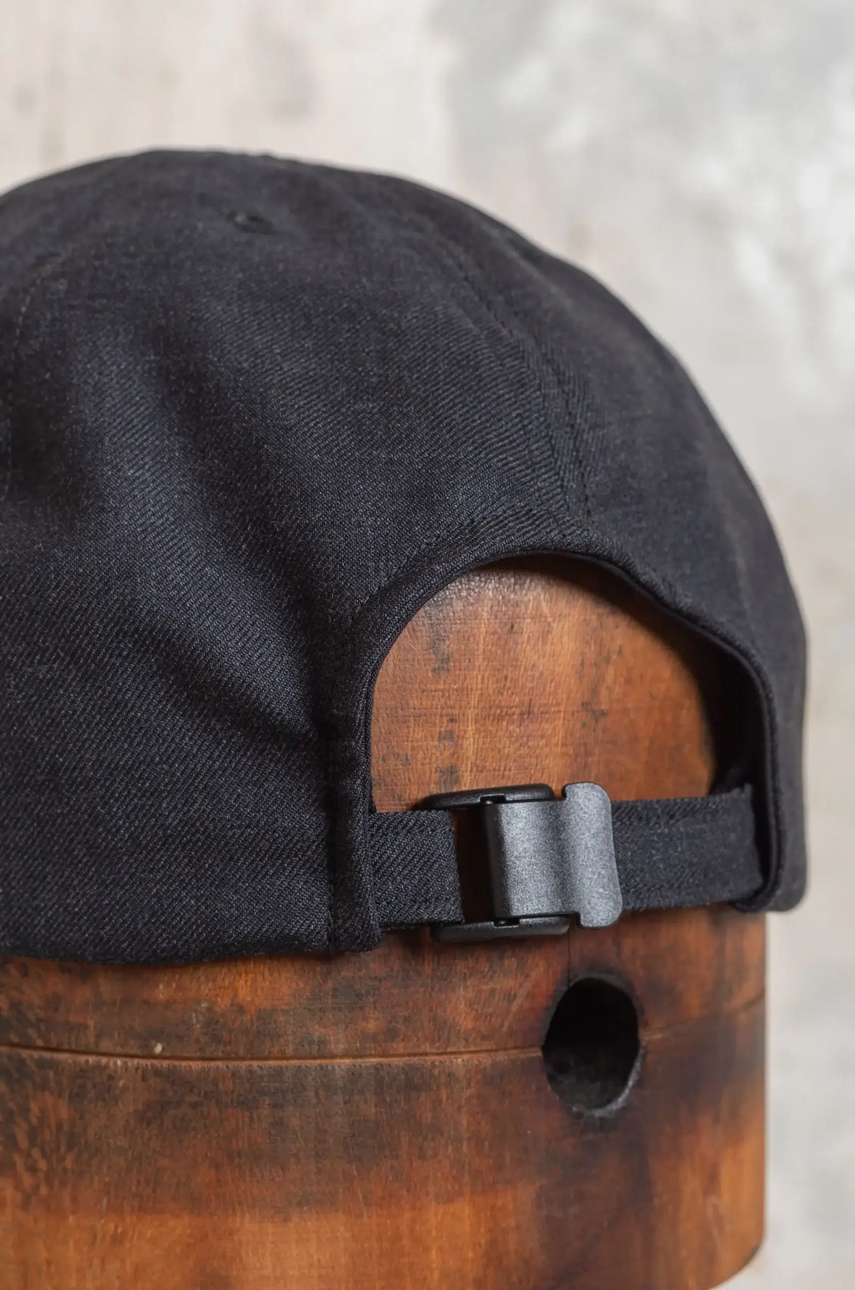 COMESANDGOES - WASHABLE TWILL STANDARD CAP NO.301366 - CHARCOAL