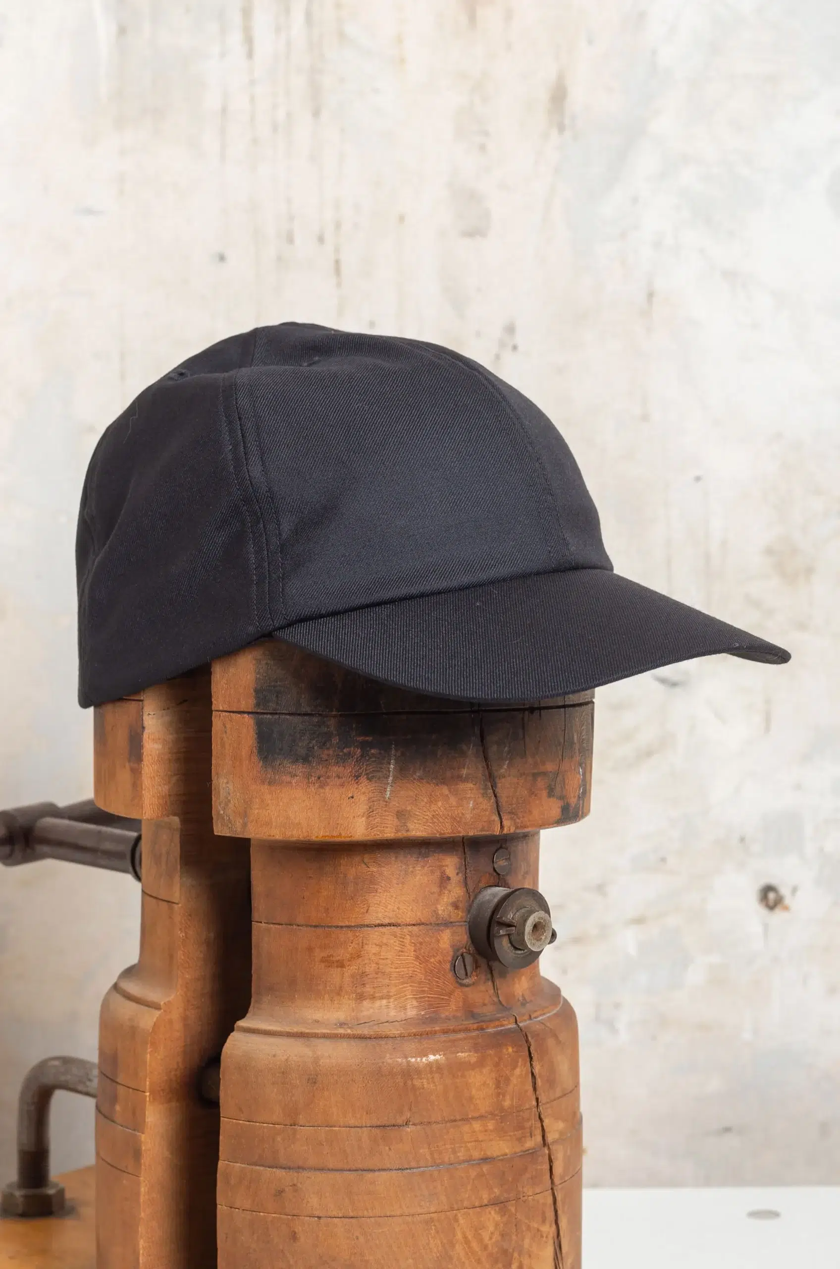 COMESANDGOES - WASHABLE TWILL STANDARD CAP NO.301366 - BLACK