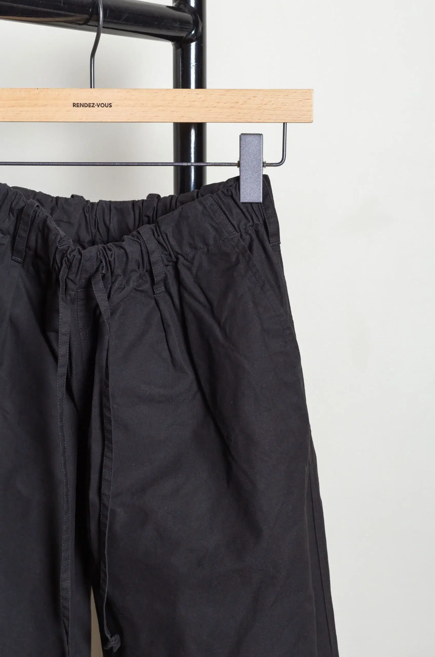 Conkers - RAMBLER TROUSER - BLACK