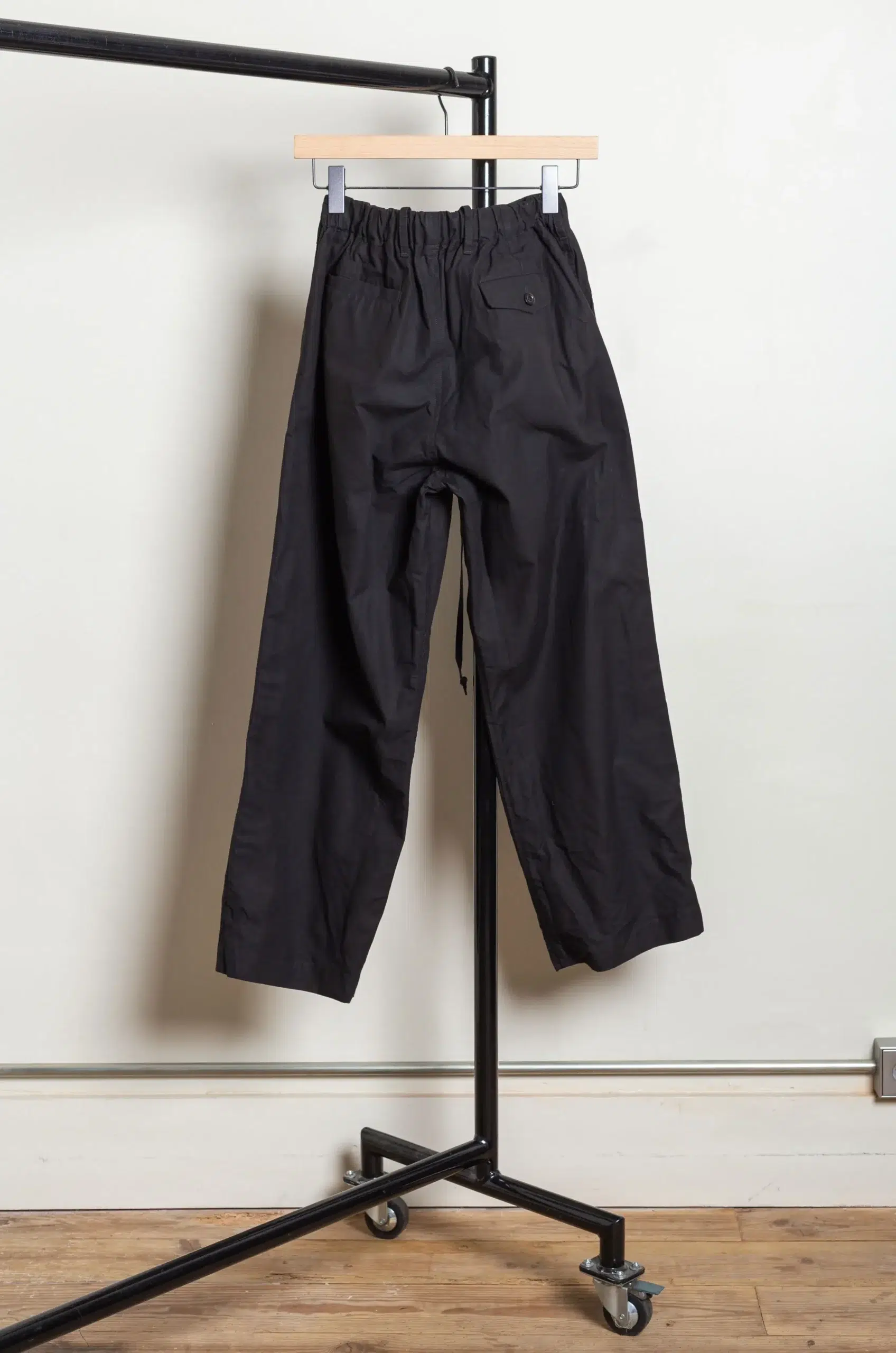 Conkers - RAMBLER TROUSER - BLACK