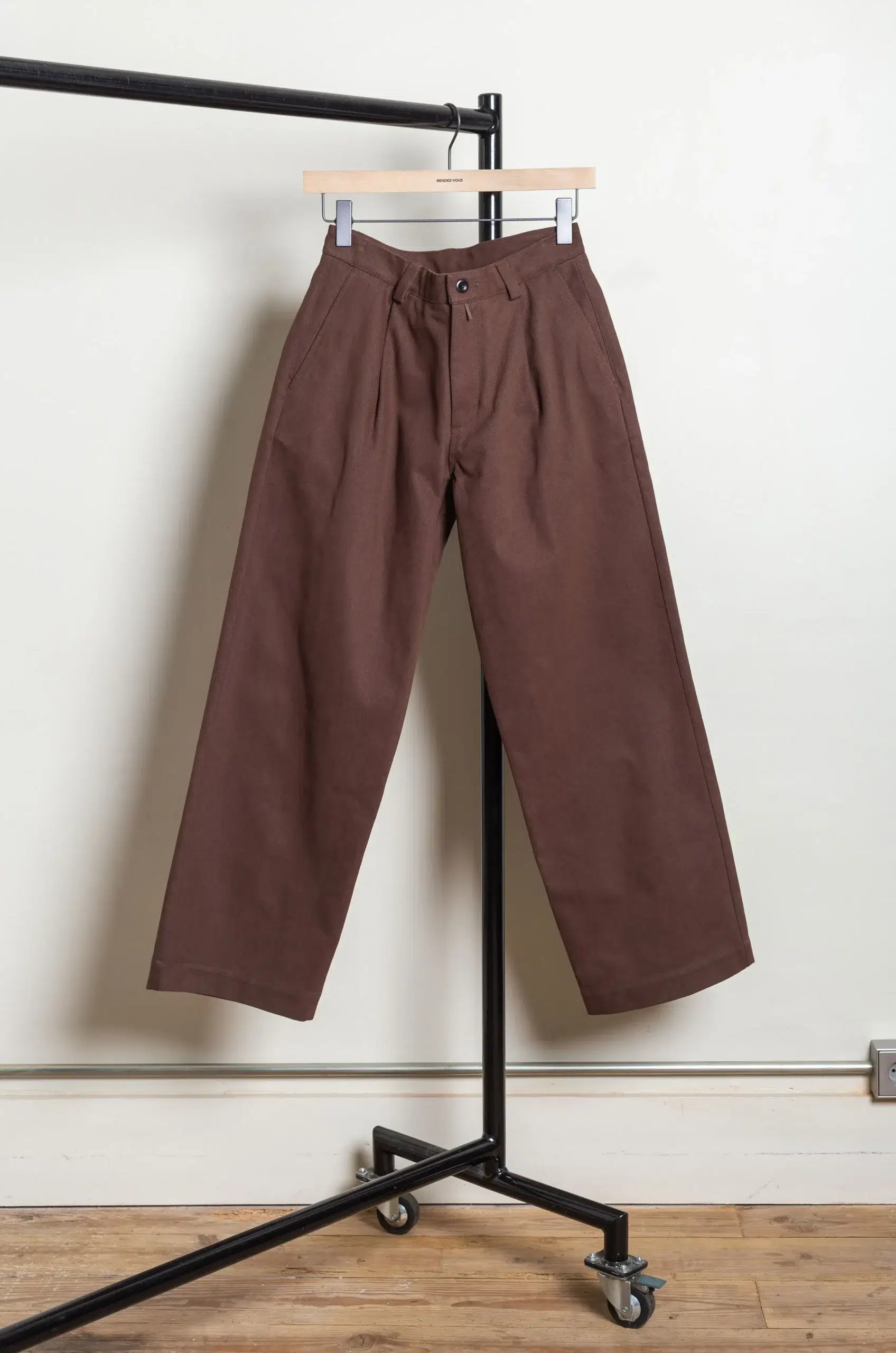 Conkers - SCOTS PANTS - DARK BROWN