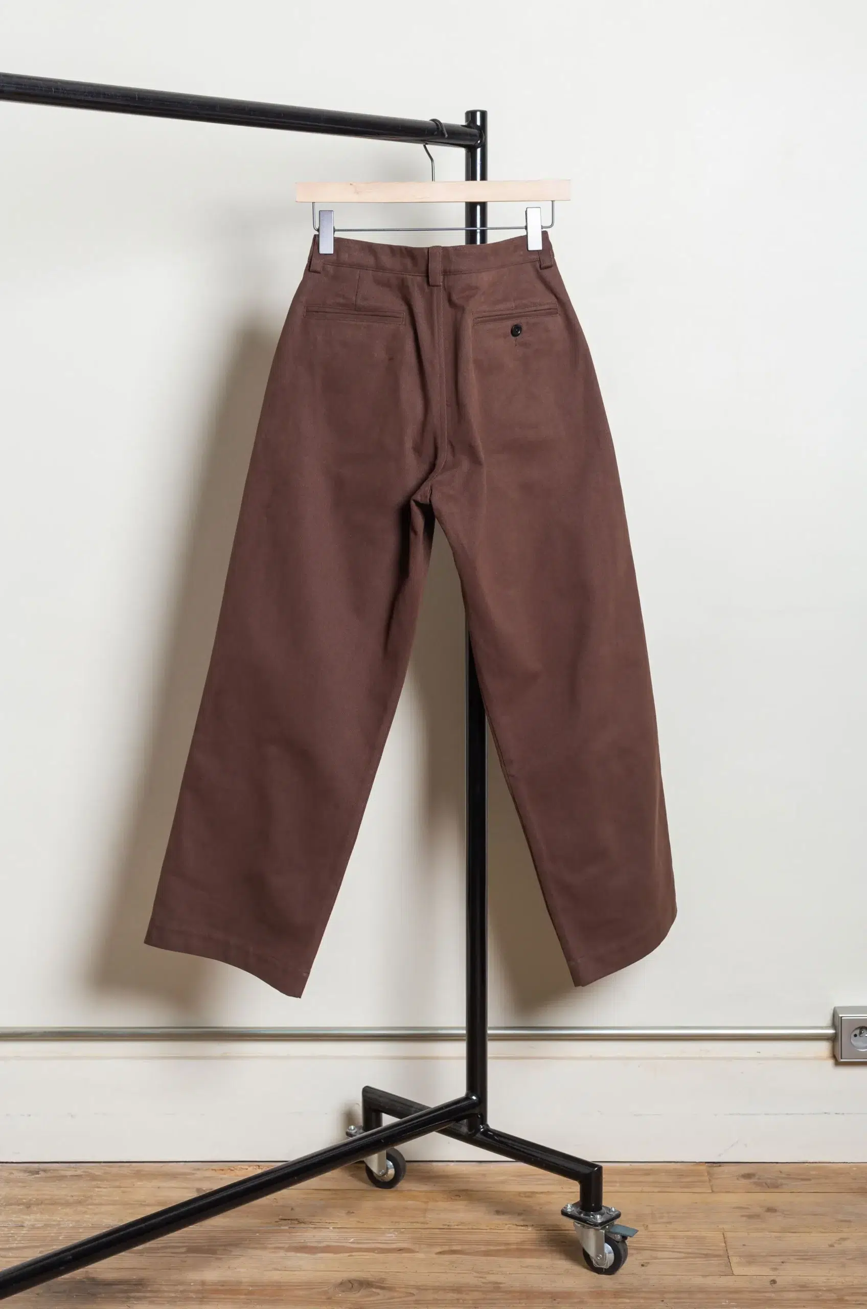 Conkers - SCOTS PANTS - DARK BROWN