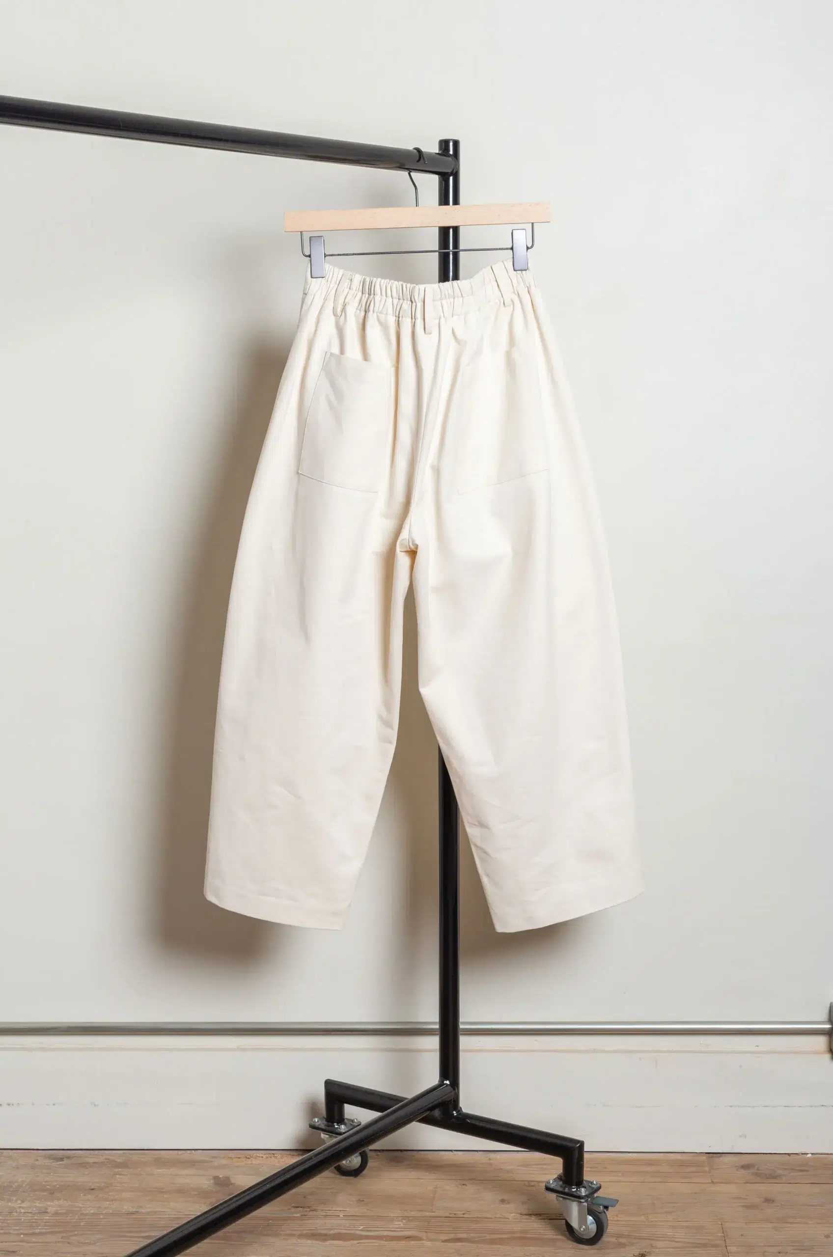 De Dam Foundation - Peached Cotton Trousers 26FW-TR-C0-02- White