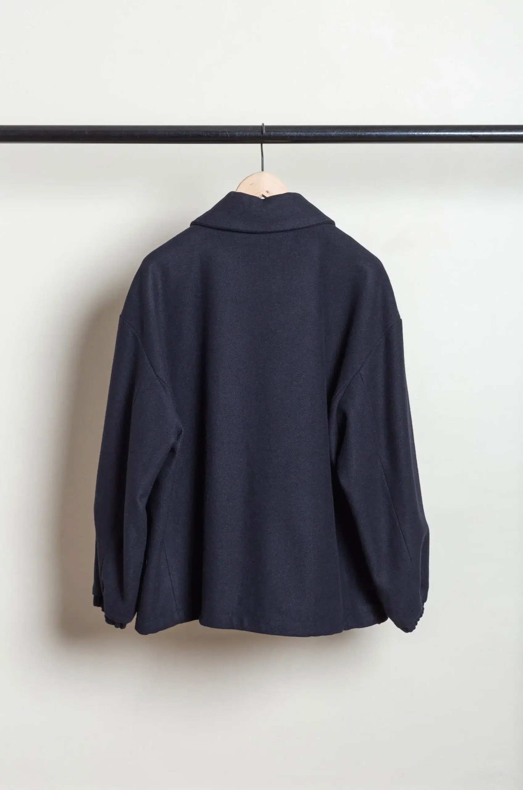 De Dam Foundation - Wool Gabardine Short Coat 26FW-SC-W0-01 - Navy
