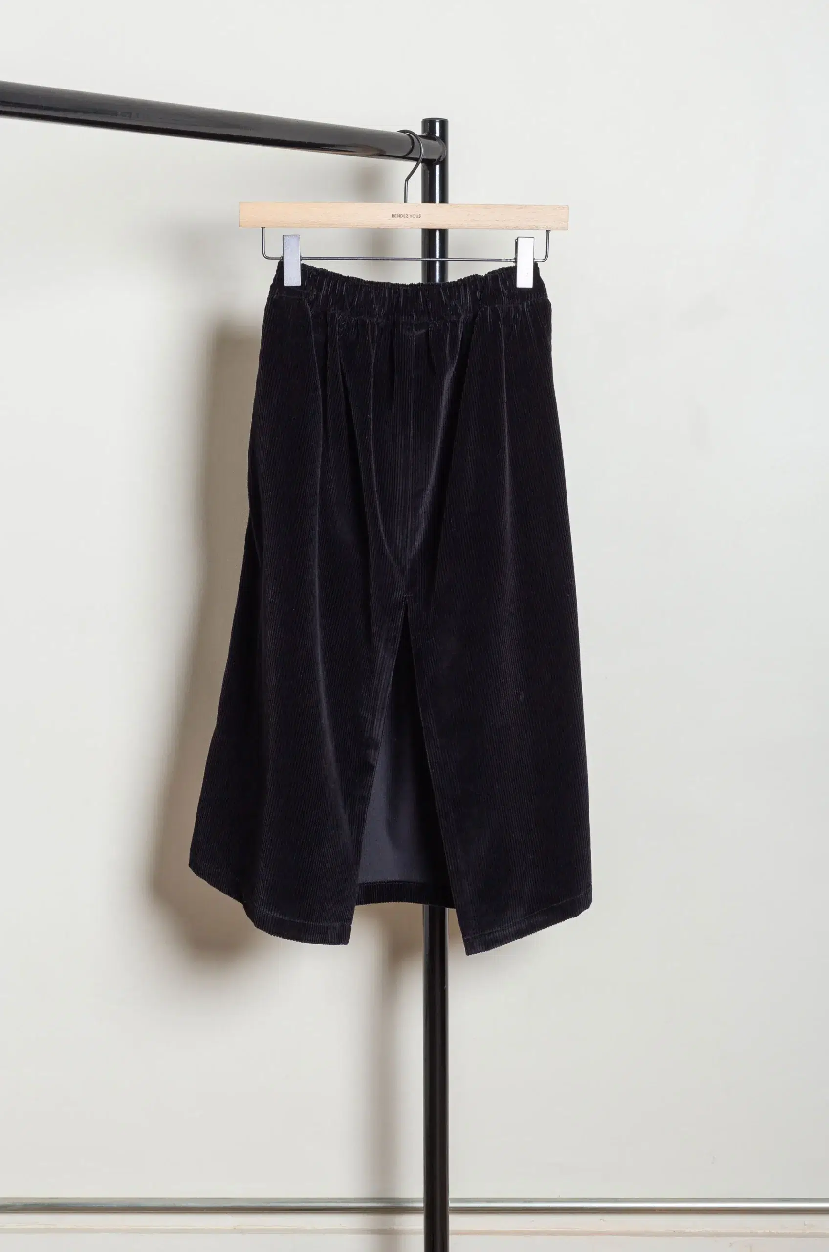 Eleph - Lucia Skirt C10.01.05.01 - Black Cord