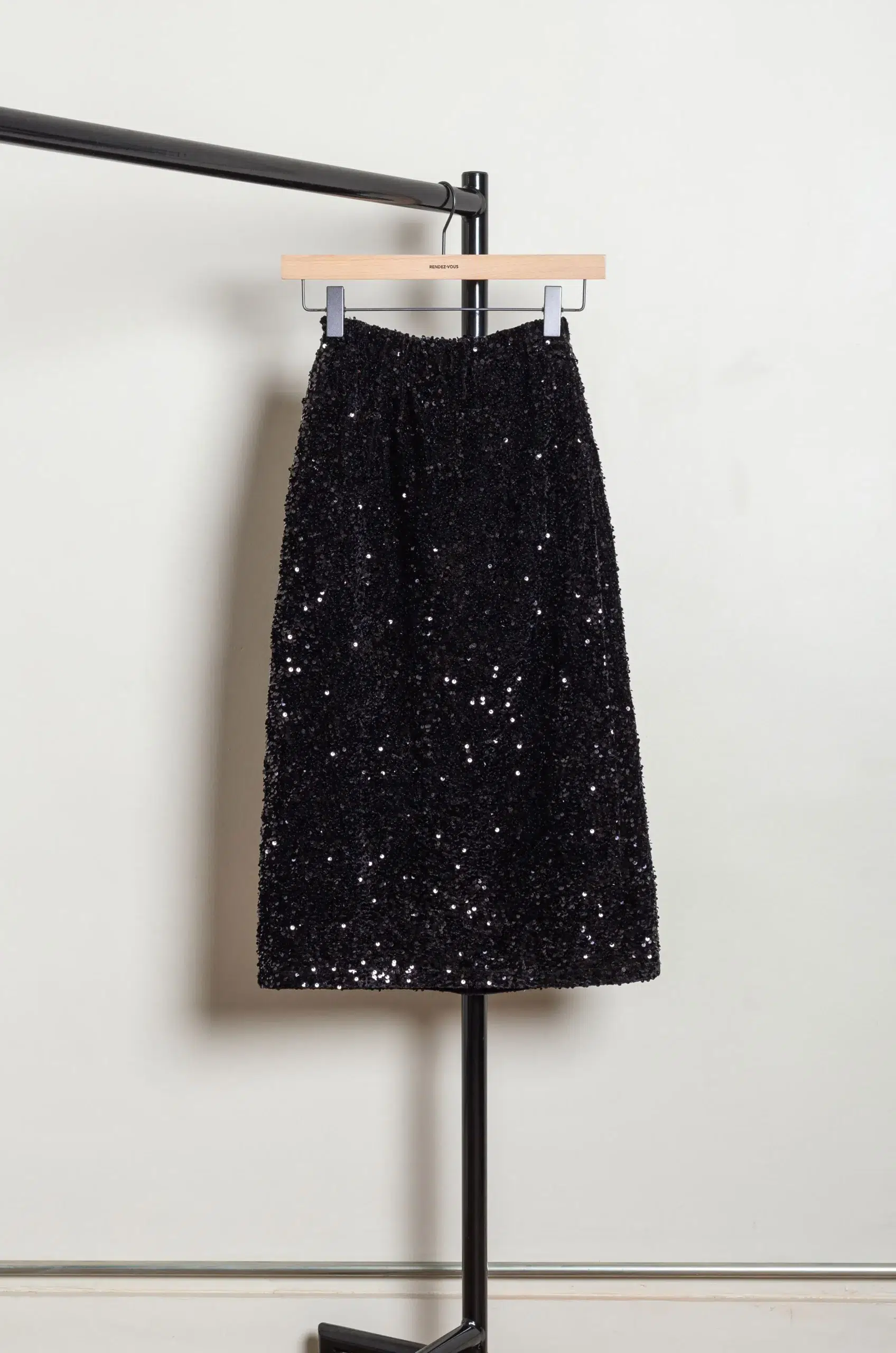 Eleph - Penny Skirt C10.01.05.04 - Black Shine