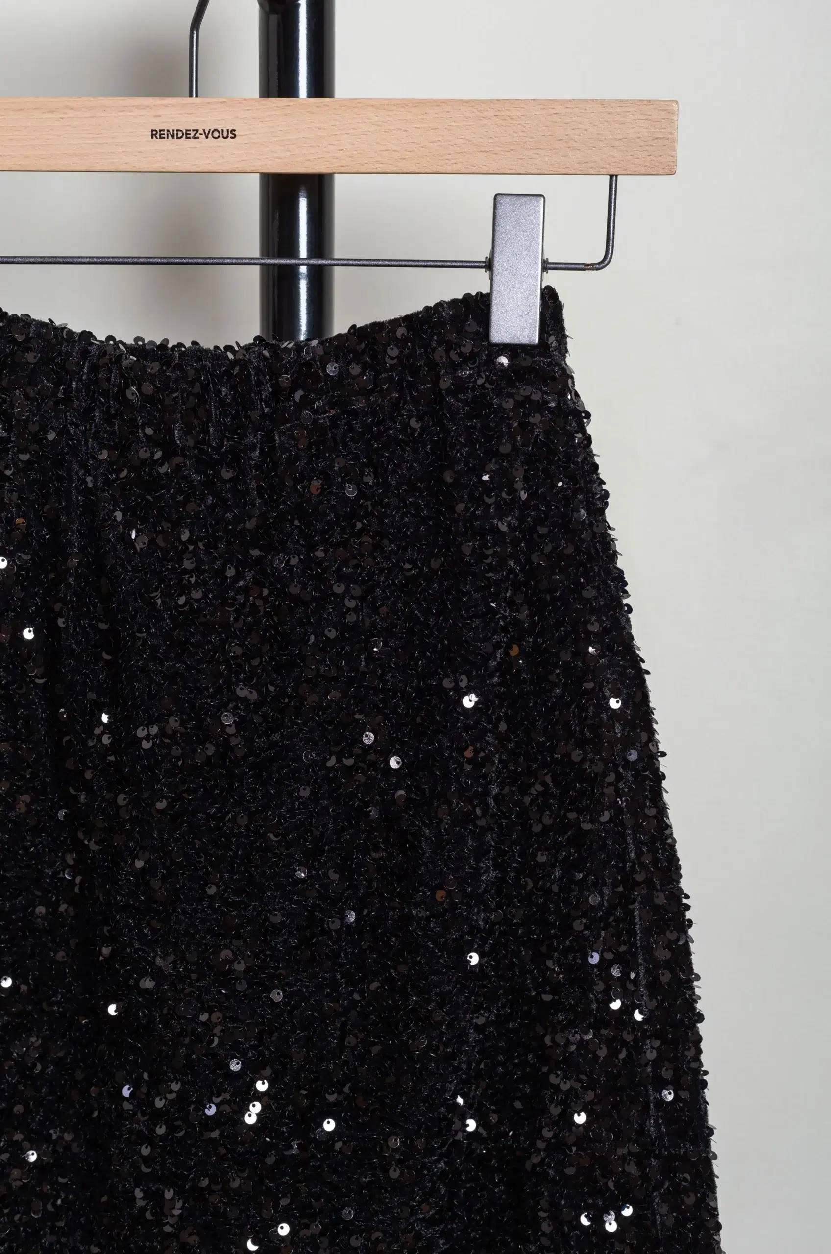 Eleph - Penny Skirt C10.01.05.04 - Black Shine