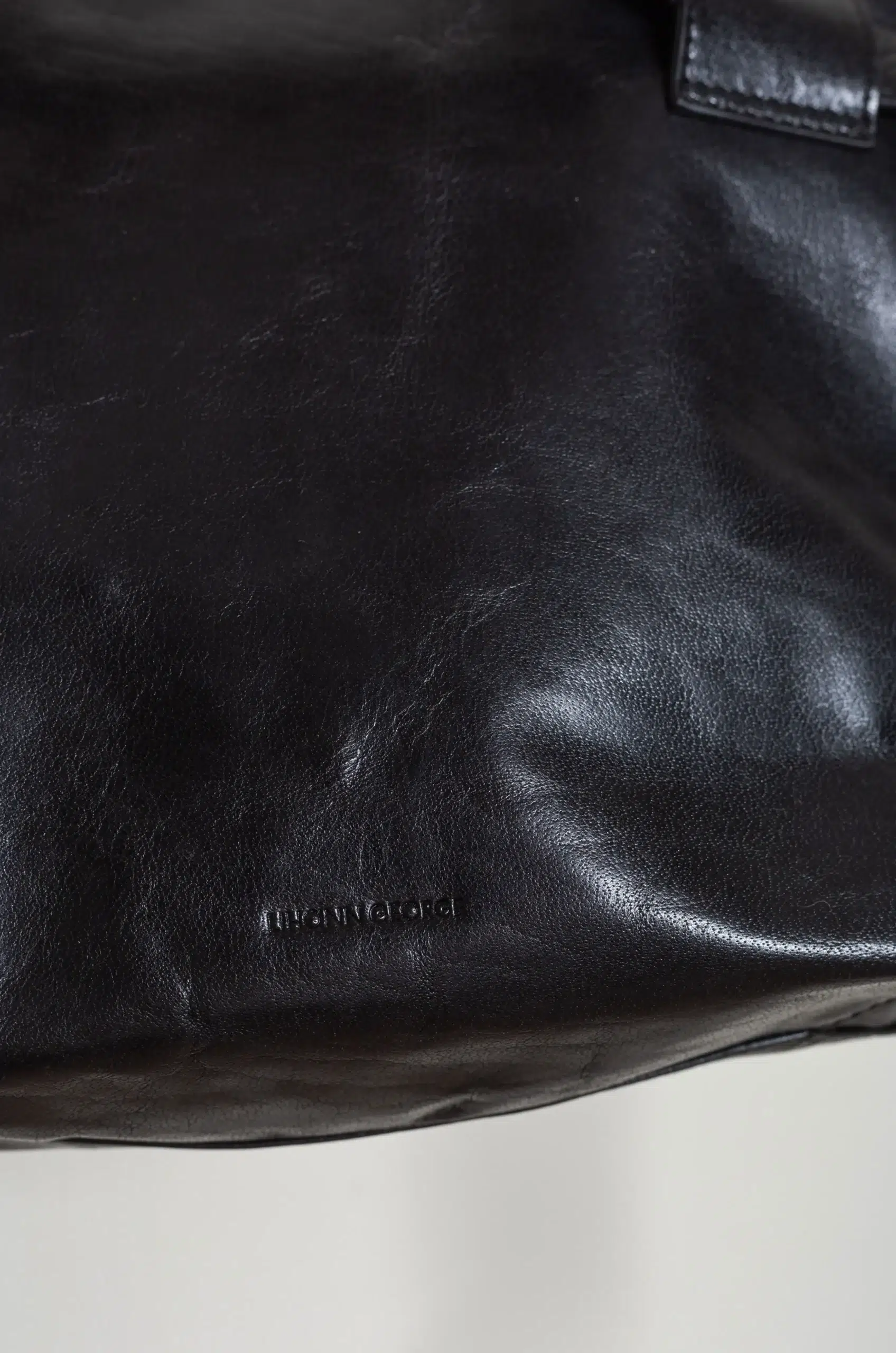LIHANN GEORGE - SIENI CRUSHED GRAIN - BLACK